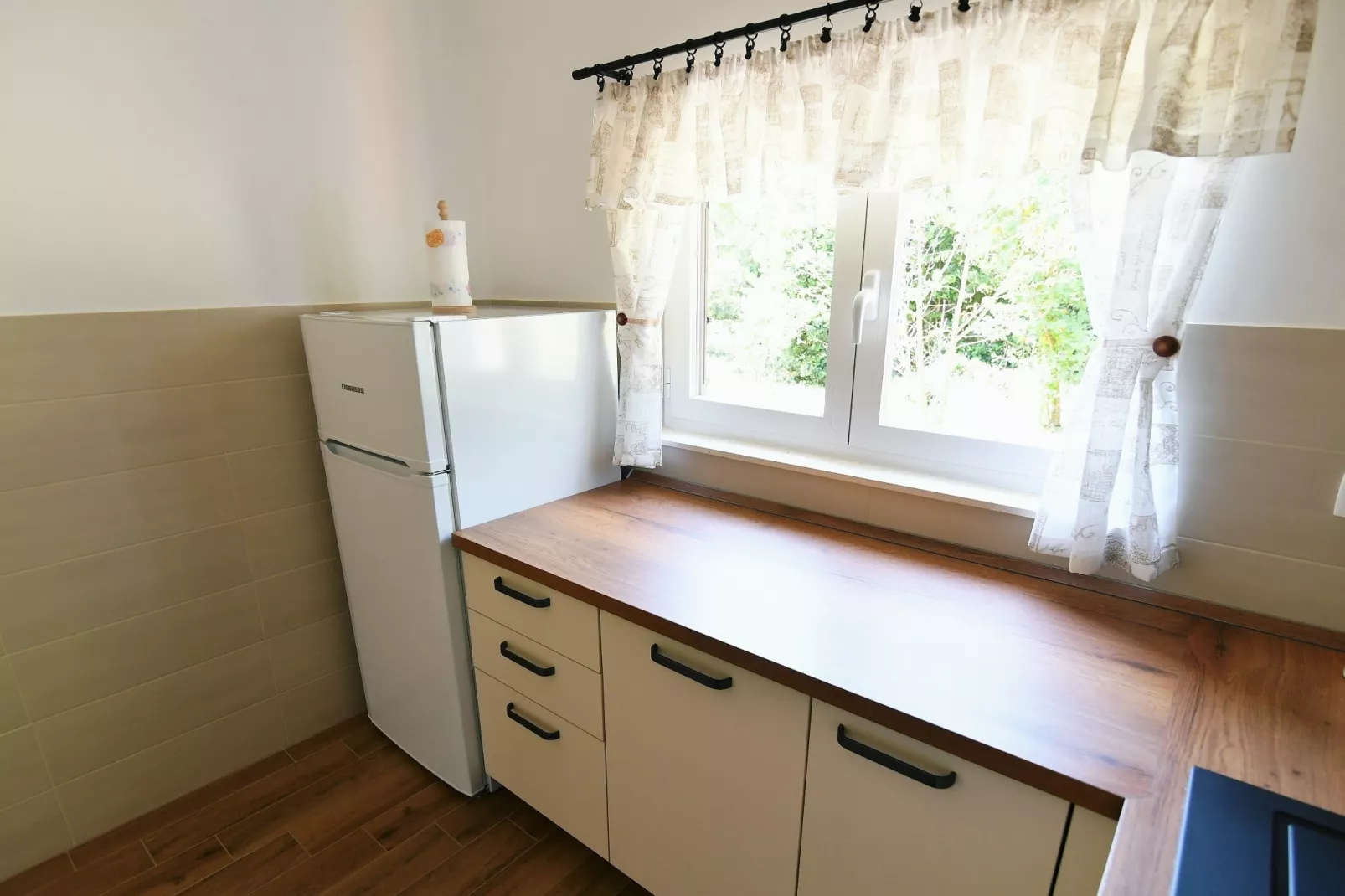 Charming Holiday Home with Terrace and Garden - One Bedroom Holiday Home - Cuisine
