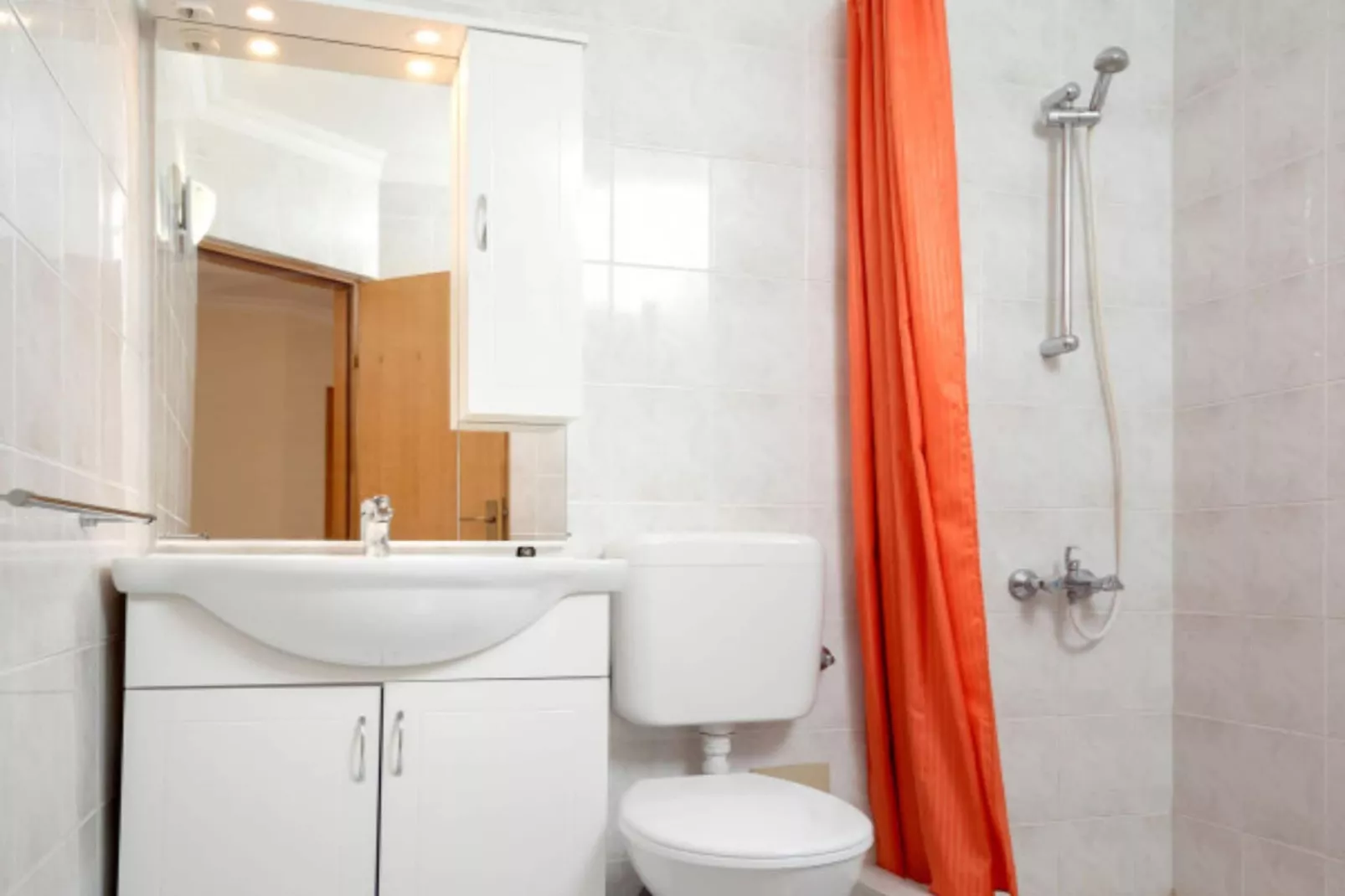 Two-Bedroom Apartment (A5) - Bathroom