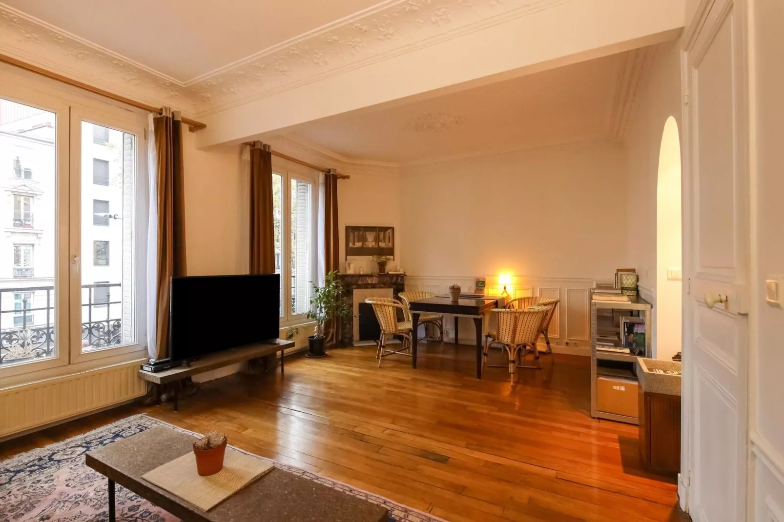 APPARTEMENT VICTOR HUGO/ GENY-Dining room