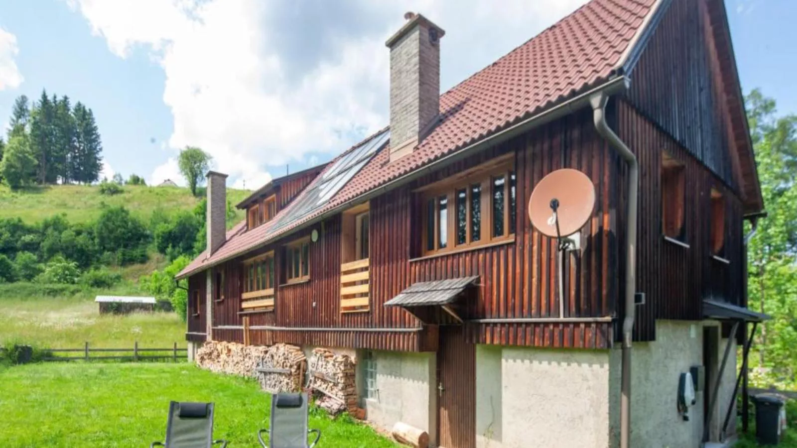 Landhaus Alpenblick Grebenzen - Exterior in summer