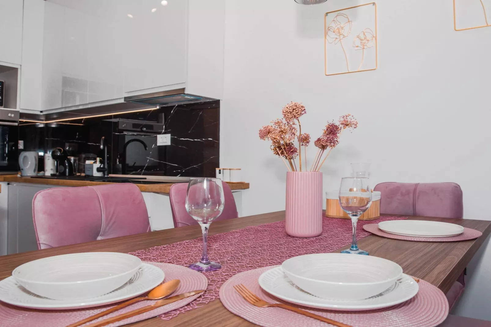 Apartment Matko - Two Bedrom Apartment with Beach View - Esszimmer