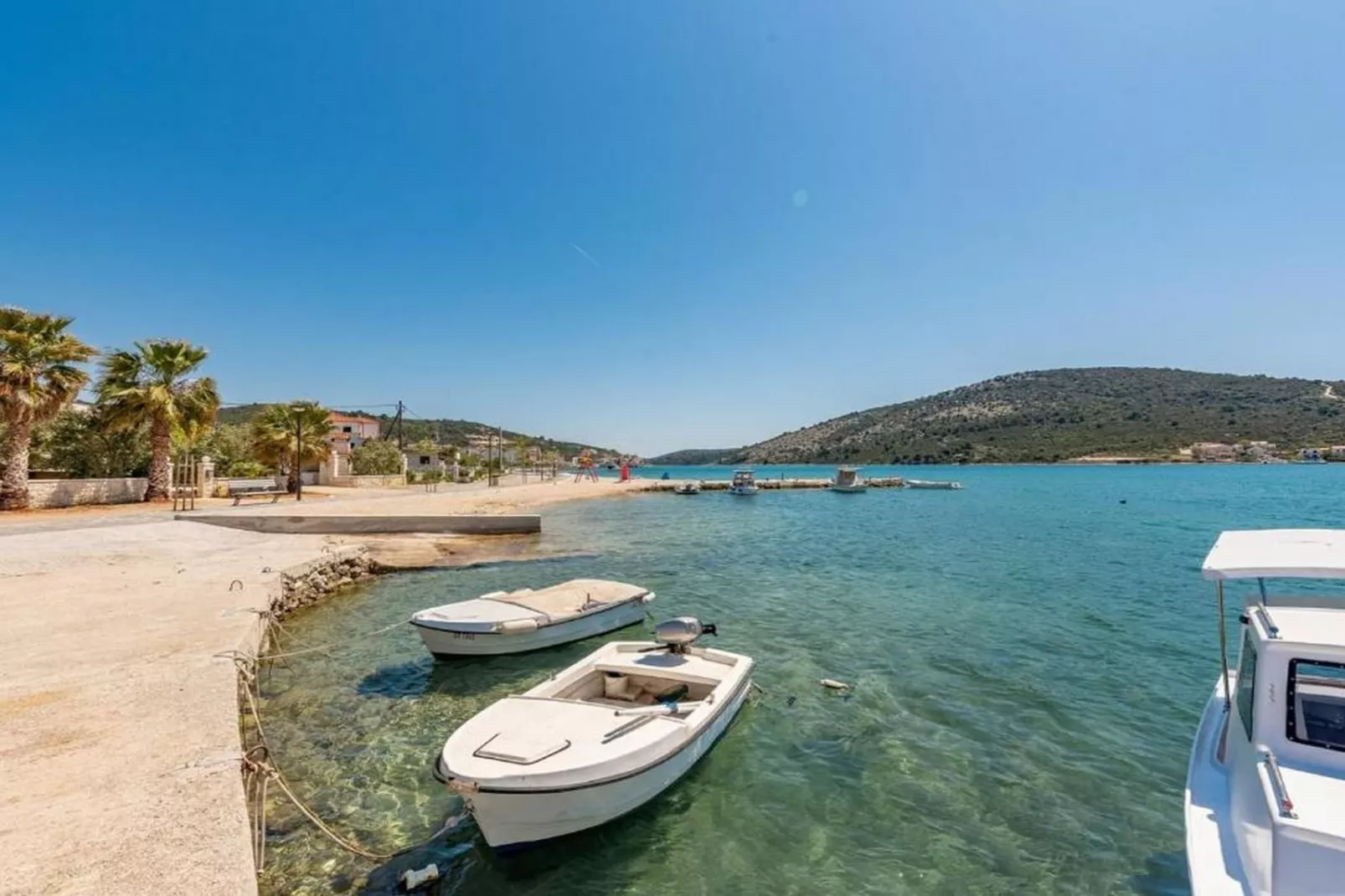 Three Bedroom Holiday Home - Ambiance