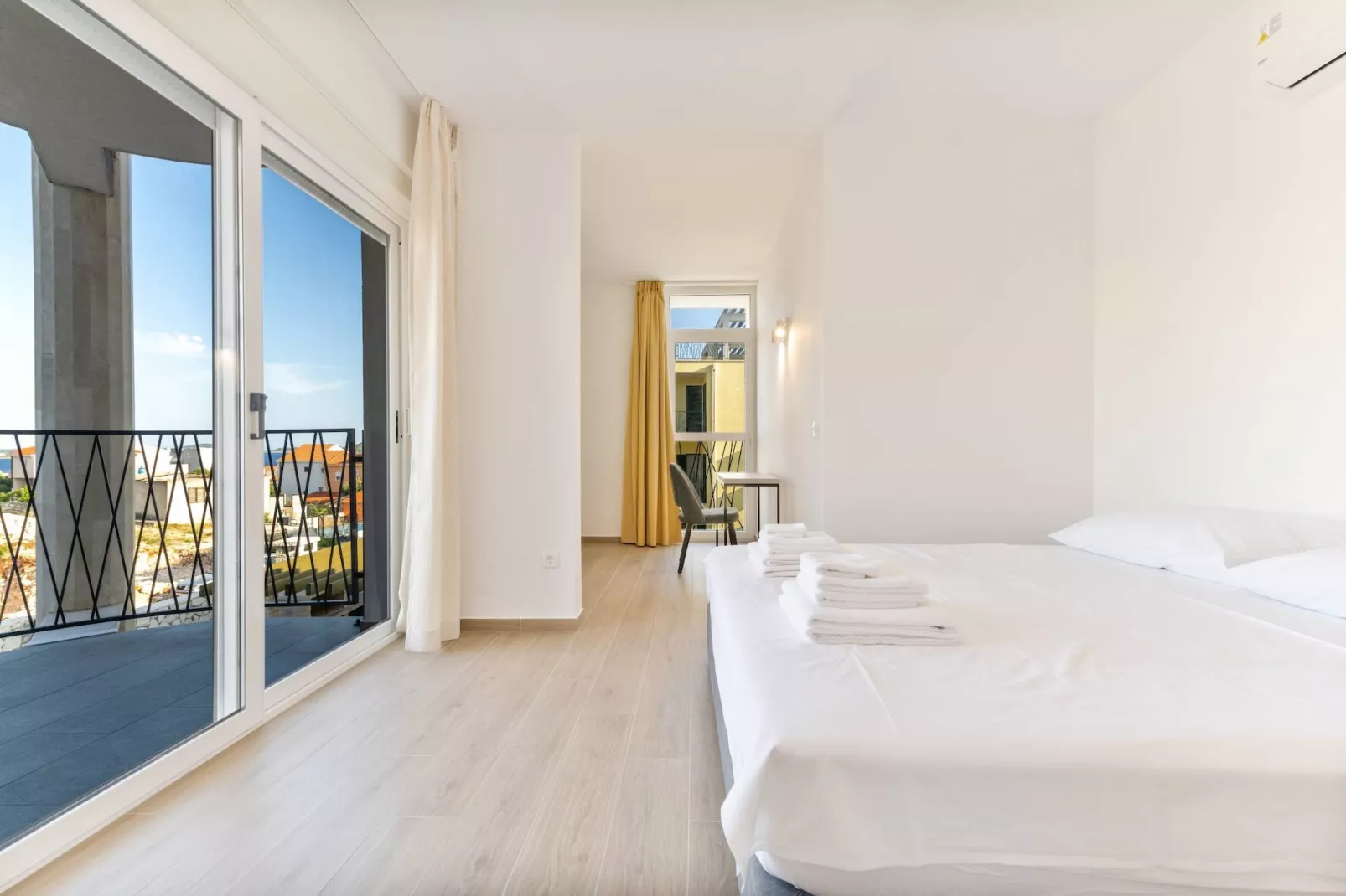 Luxury Living at Horizon Retreat - Three Bedroom Apartment (owner Central S1) - Chambre