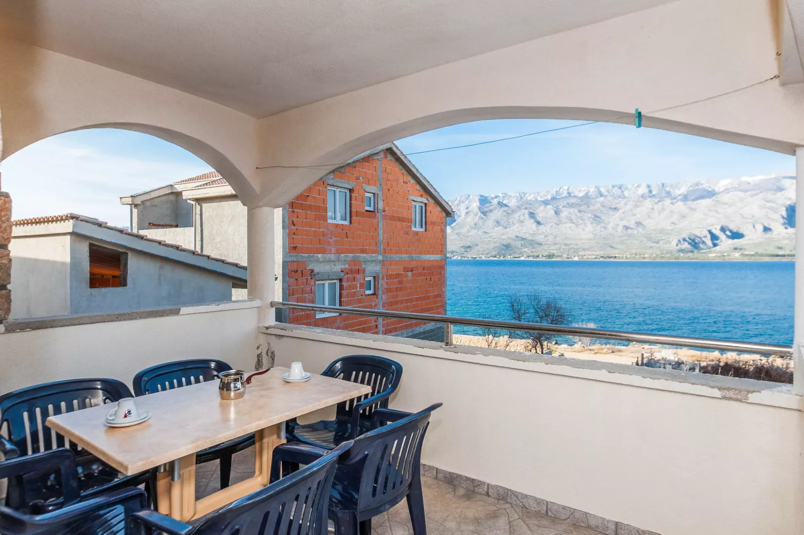 Cozy Apartments in Zadar with Sea and Mountain Views - One Bedroom Apartment with Balcony (owner 1) - Terrasse/Balkon
