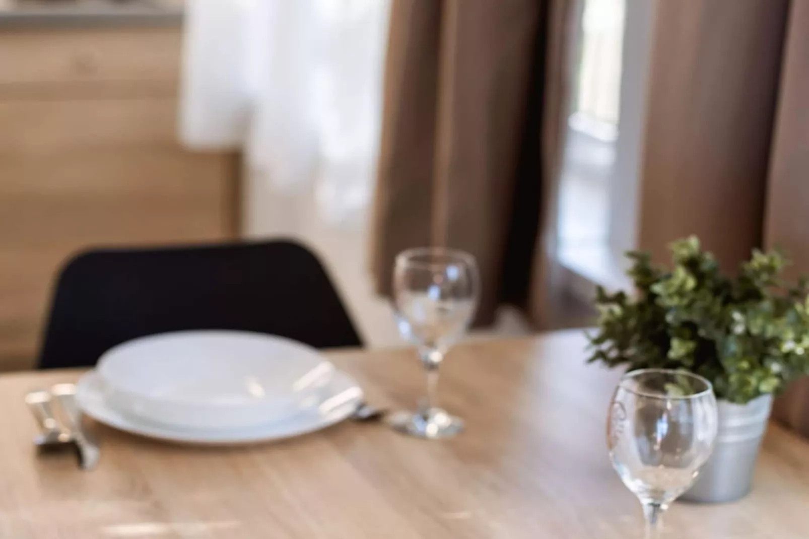 Stylish Apartments with Osijek Near Top Attractions - Standard Studio Apartment  - Maks 3 - Salle à manger