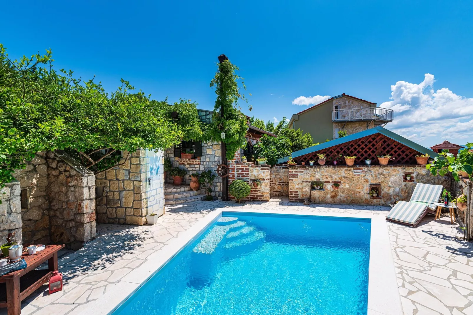 Holiday House Danica-Schwimmbad