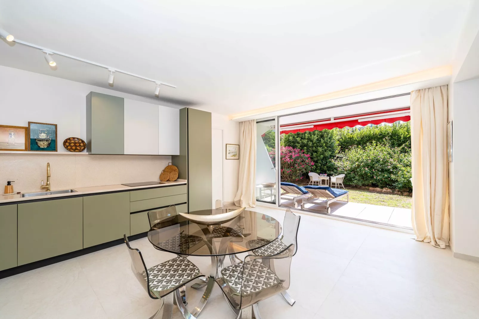 FM-42-MONTFLEURY - Untagged