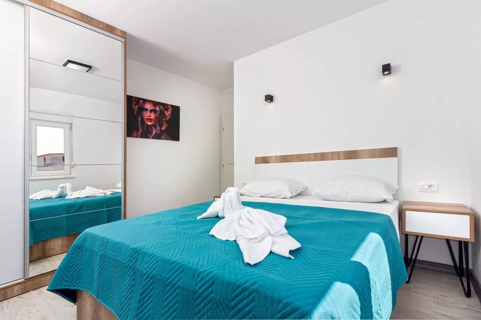 Modern Apartments with Private Balcony - Premium One Bedroom Apartment (Owner S2) - Schlafzimmer