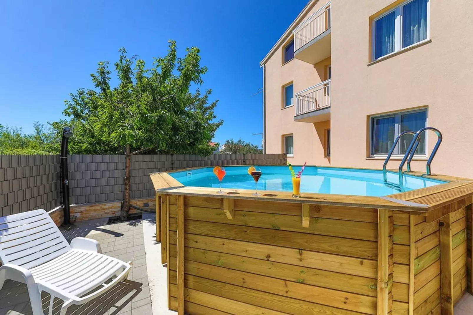 Two Bedroom Apartment with Balcony (Owner Blue) - Swimming pool