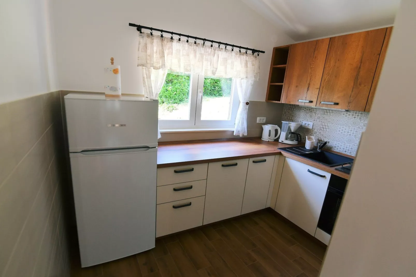 Charming Holiday Home with Terrace and Garden - One Bedroom Holiday Home - Cuisine