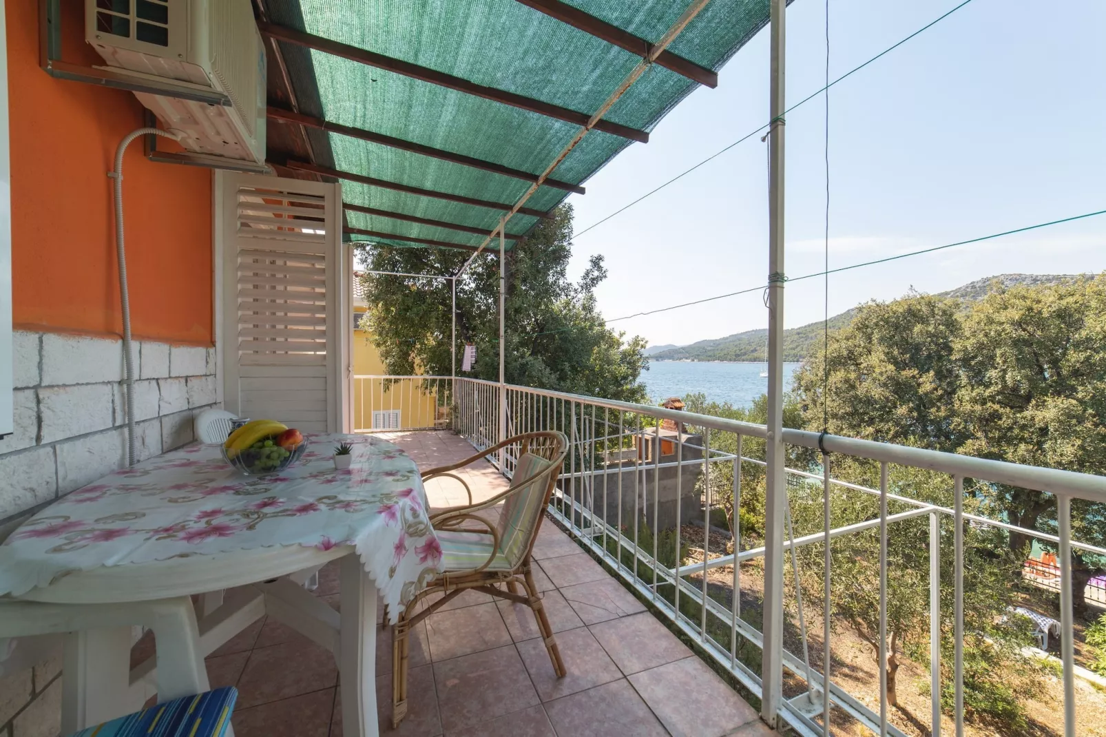 Two Bedroom Holiday Home - Terrace balcony