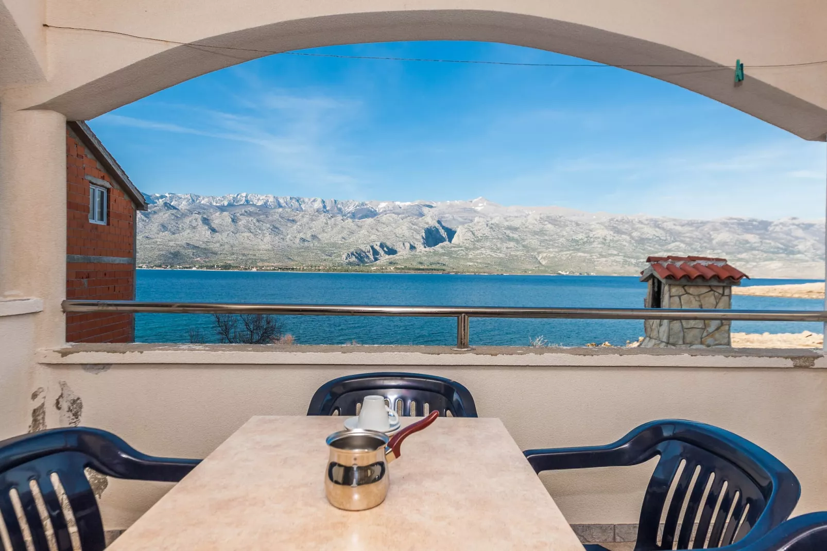 Cozy Apartments in Zadar with Sea and Mountain Views - One Bedroom Apartment with Balcony (owner 1) - Terrasse/Balkon