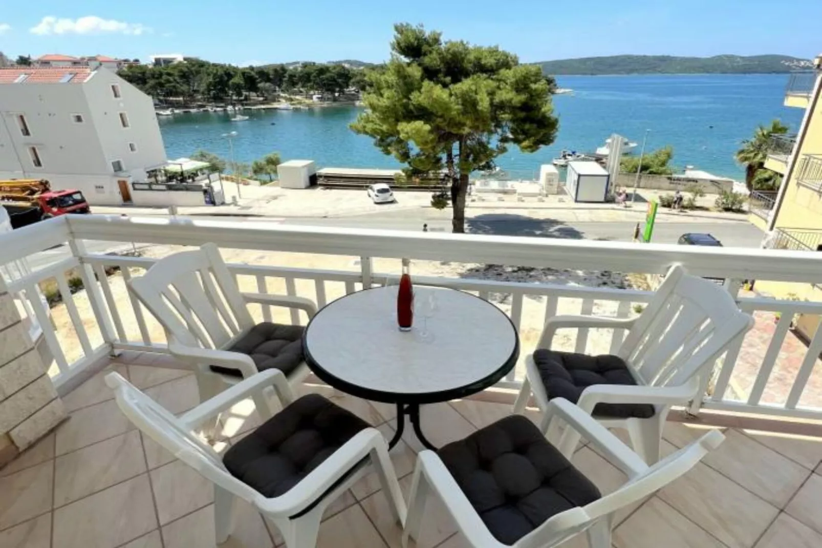 Villa Tomi  - Classic One Bedroom Apartment With Sea View (7) - Terrace balcony