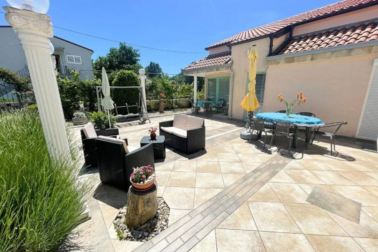 Holiday Home Mary-Terrassenbalkon