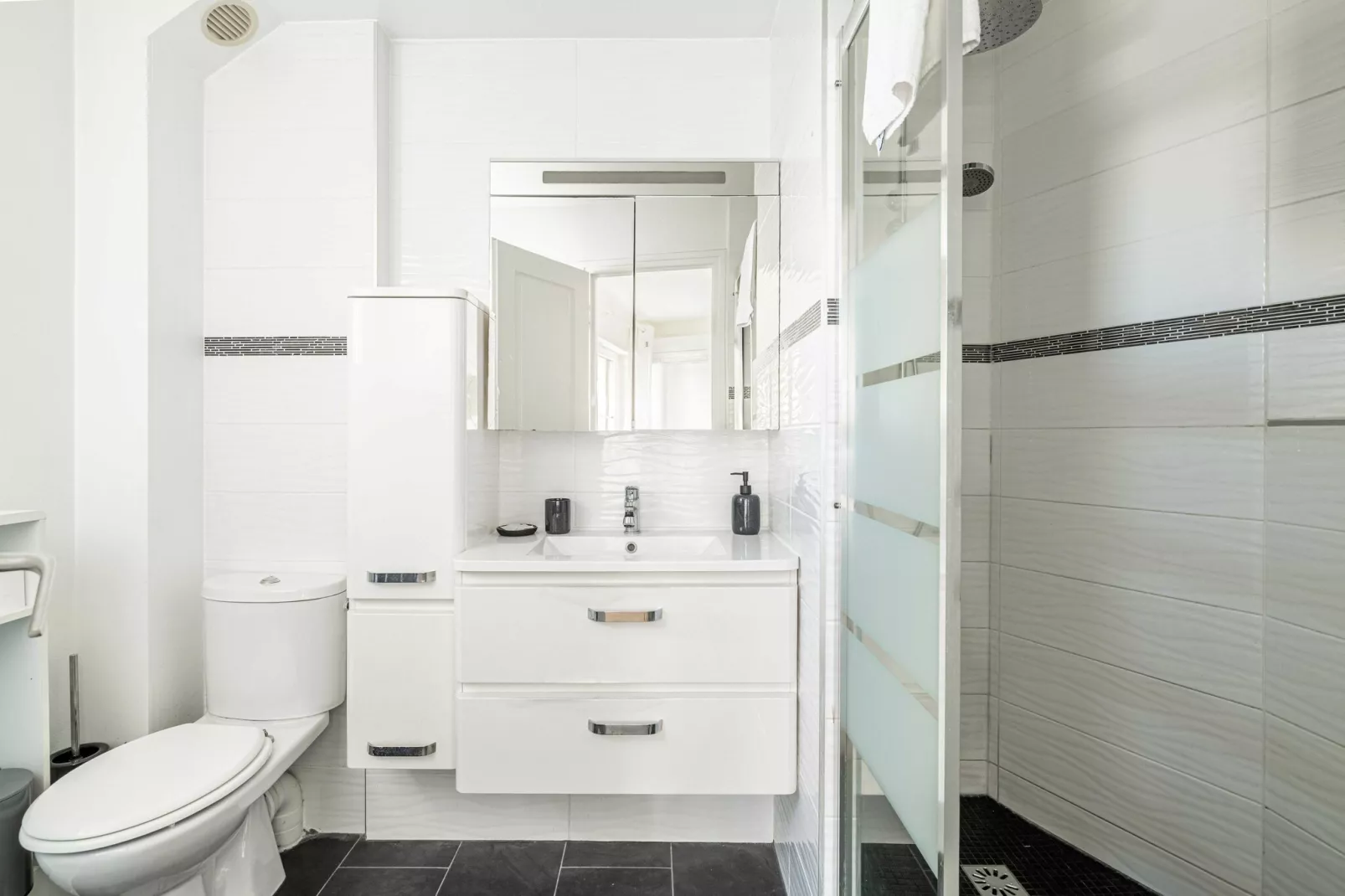 BB-1-POSTES - Untagged