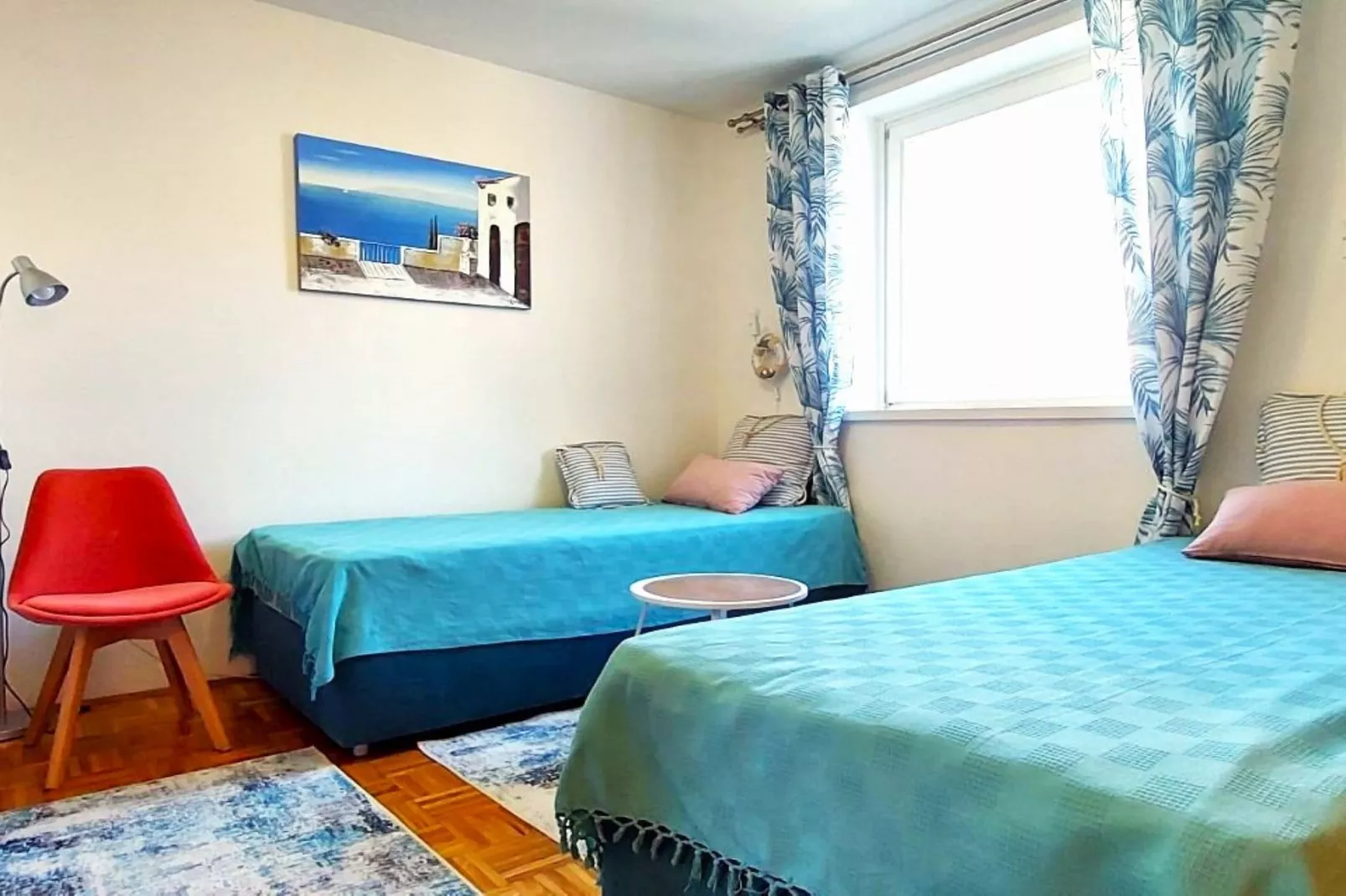Charming Crikvenica Beachfront Apartment - One Bedroom Apartment - Chambre