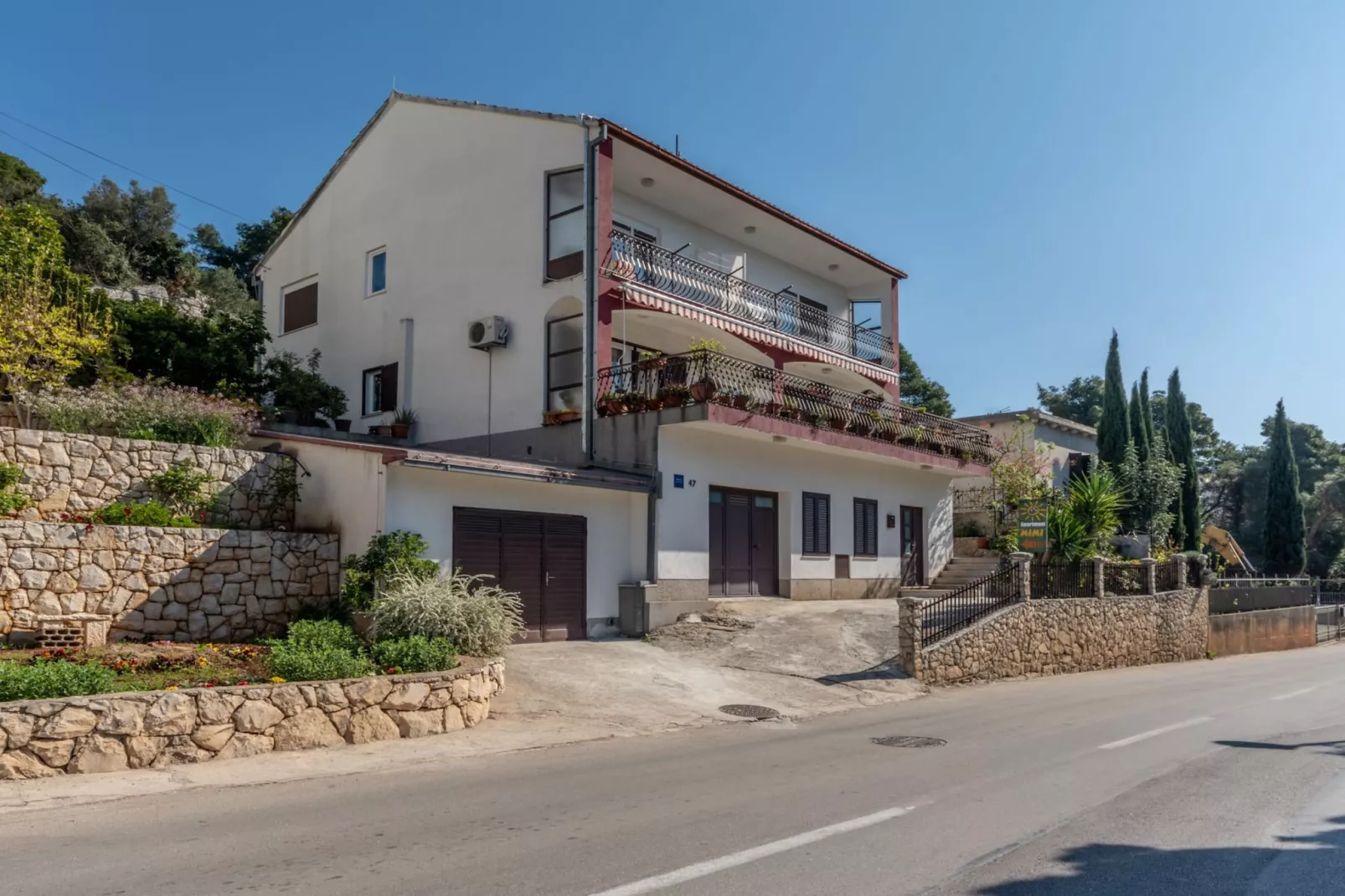 Charming Trogir Apartments with Balcony - Comfort One Bedroom Apartment with Balcony - Im Freien
