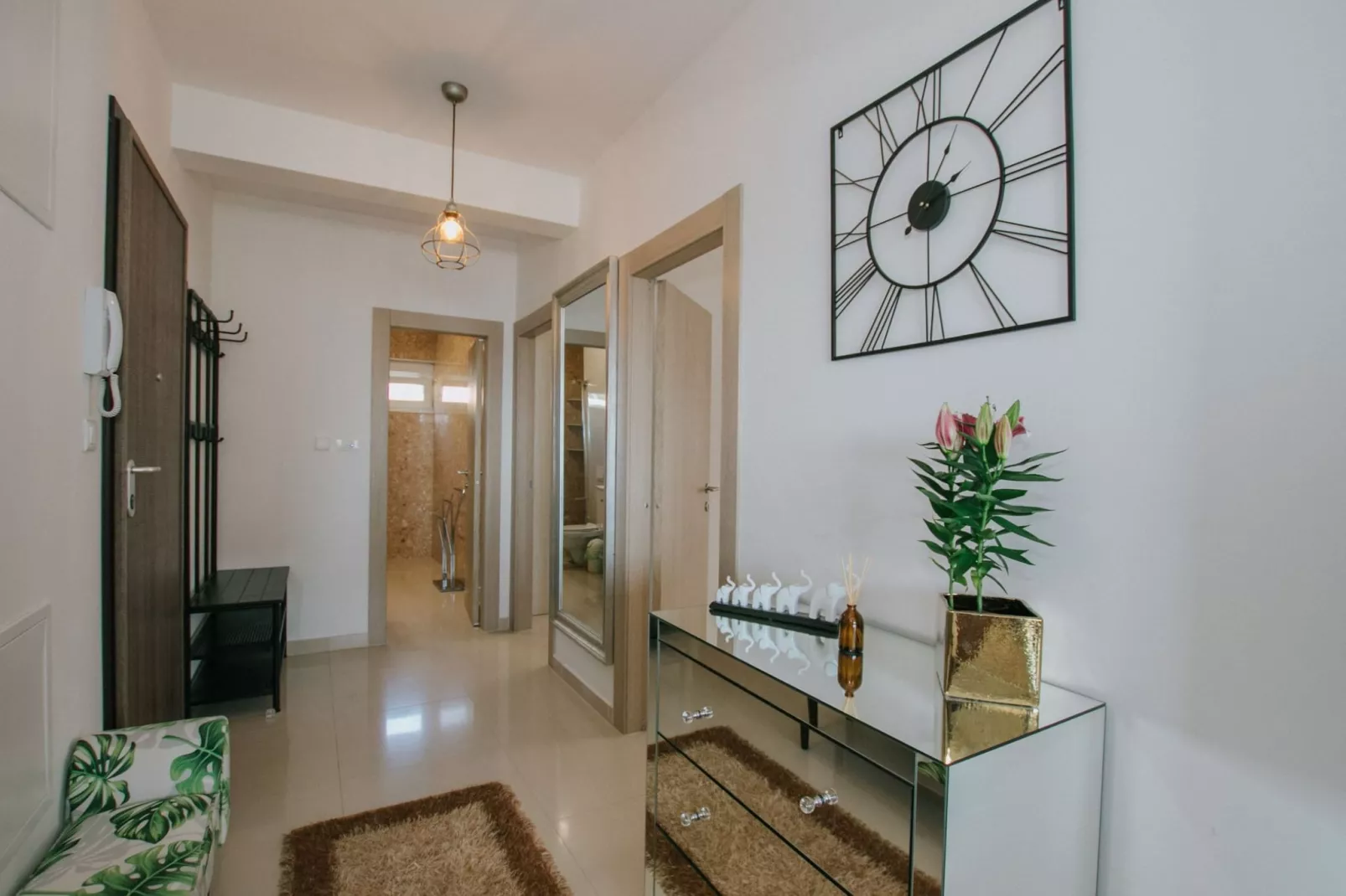 Scenic Sea View Apartment Trogir - Two Bedroom Apartment with Balcony and Sea View - Innenbereich