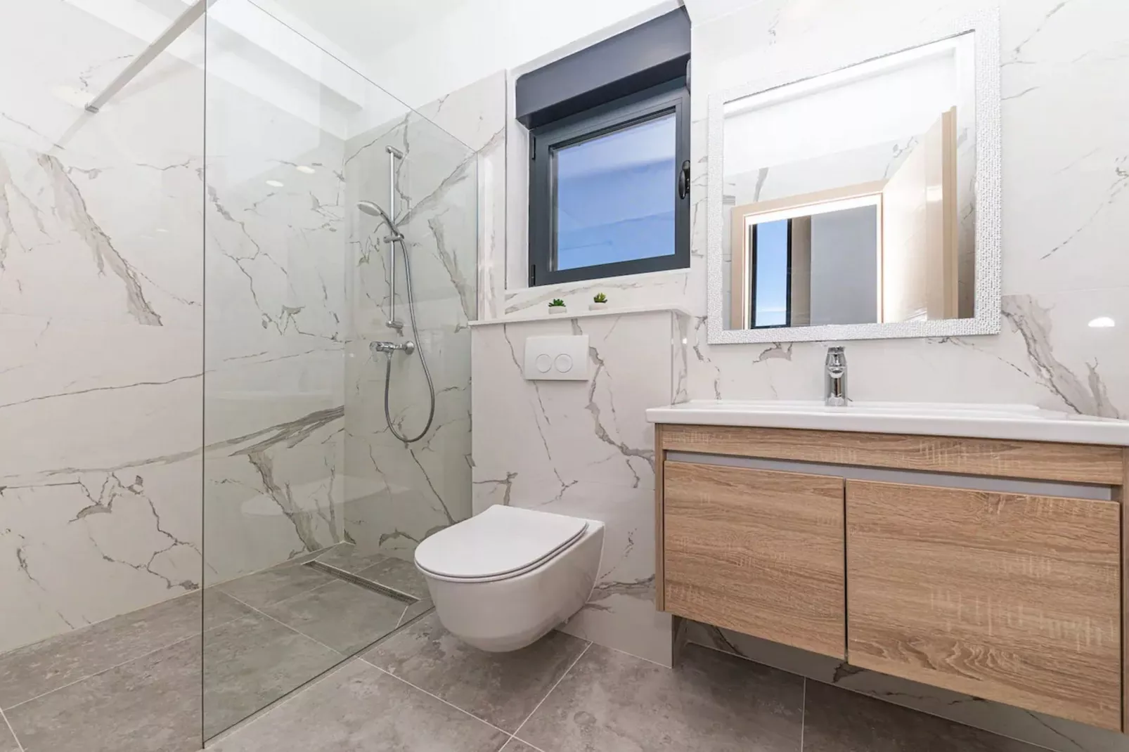 Luxurious Sanctuary Villa Primorski Dolac with Pool - Three Bedroom Villa with Pool - Bathroom