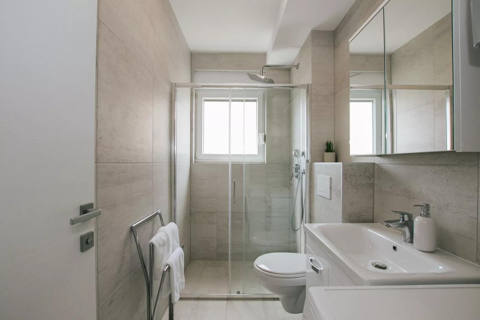 Spacious Luxury Trogir Apartments - Comfort Two Bedroom Apartment (Marin 3) - Bathroom