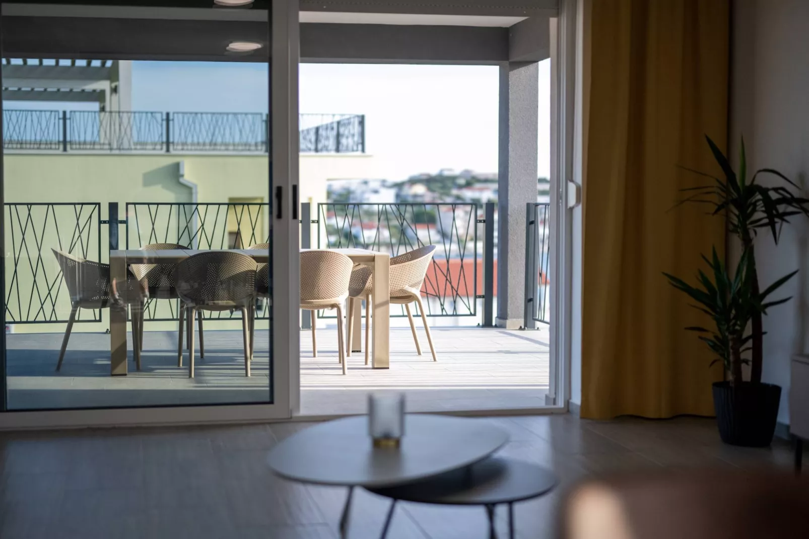 Luxury Living at Horizon Retreat - Comfort Three Bedroom Apartment (owner Central S8) - Terrasse / balcon