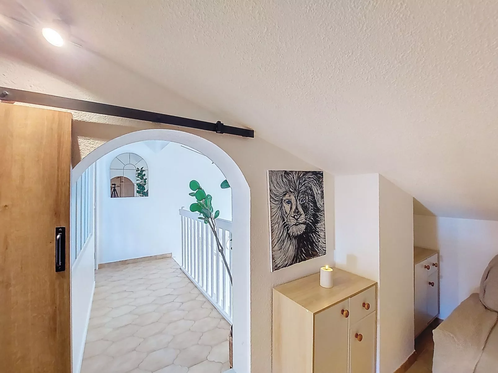 Le Mas des Oliviers - Inside