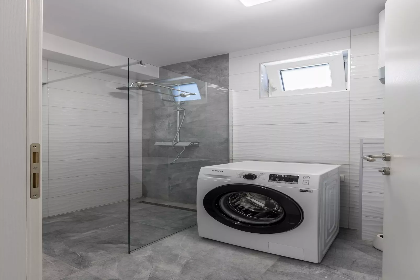 Scenic Kastel Luksic Apartments - One Bedroom Apartment (owner sjever manji) - Salle de bain