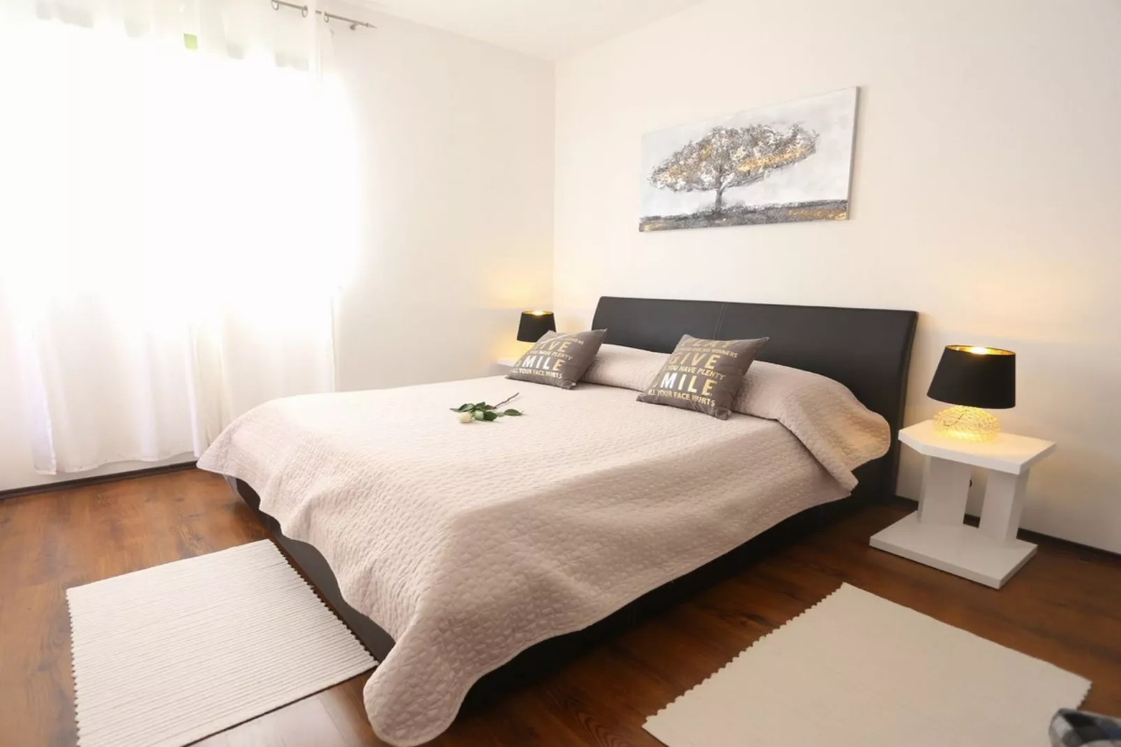 Okrug Gornji Luxurious Escape Villa with Pool - Five Bedroom Villa with Pool - Schlafzimmer