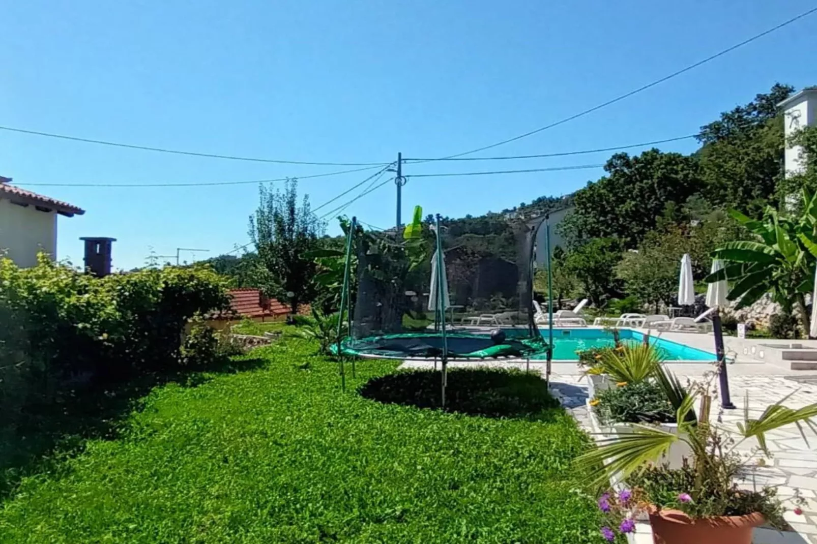 Luxury Lovran Apartments with Swimming Pool - Classic One Bedroom Apartment - Gardens in summer