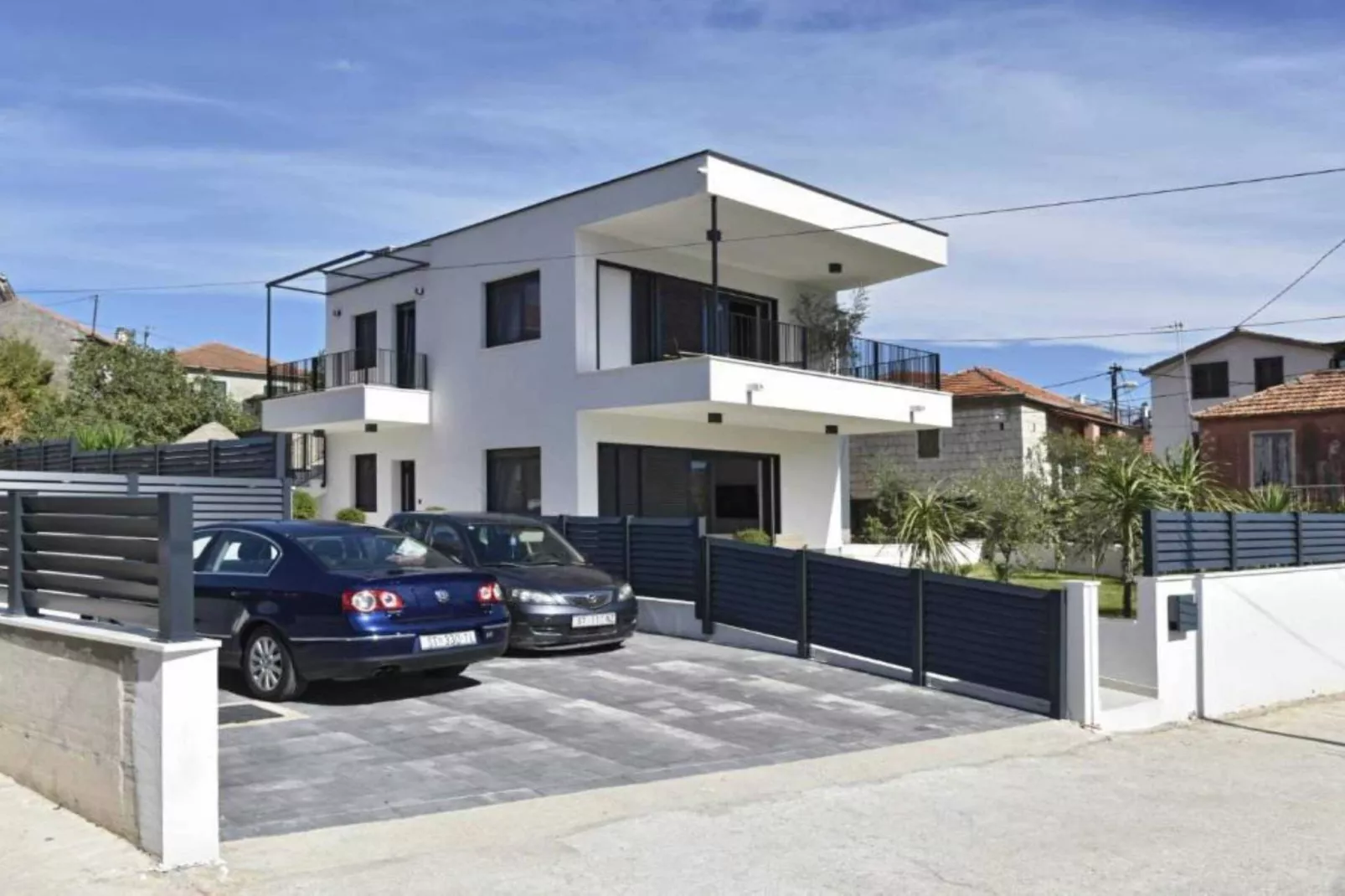 Luxury Slatine Apartments with Terrace and Garden - One Bedroom Apartment with Terrace - Outdoor