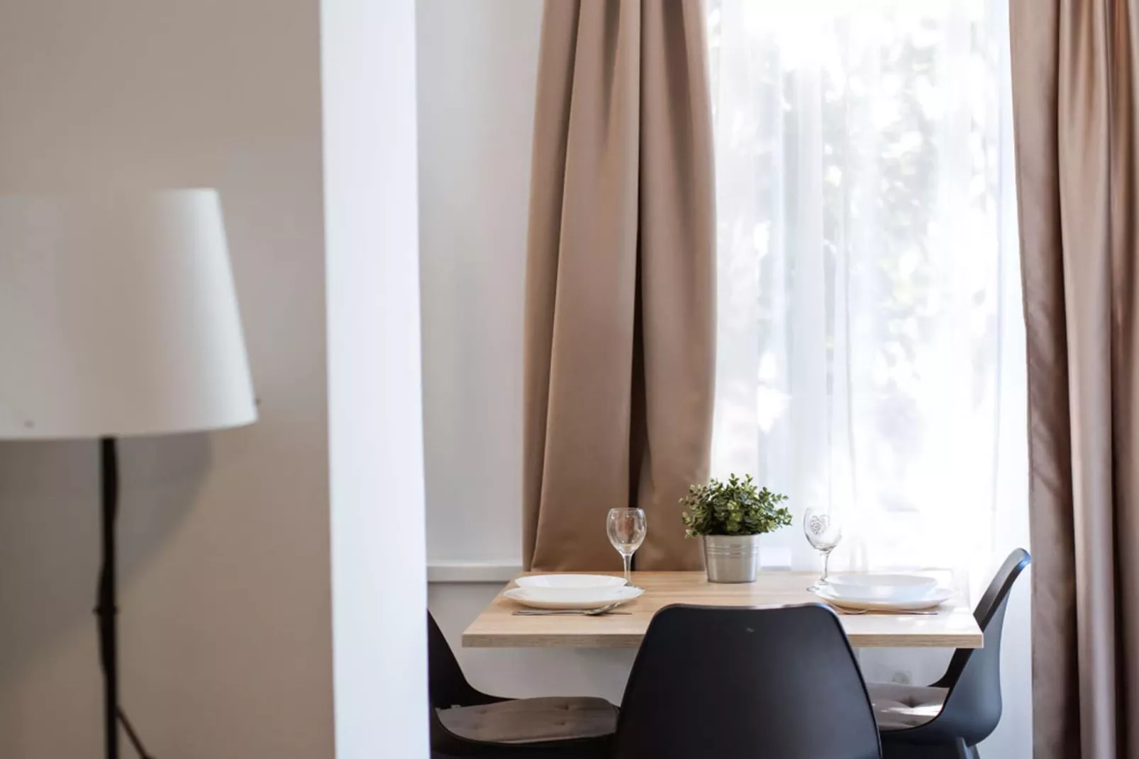 Stylish Apartments with Osijek Near Top Attractions - Standard Studio Apartment  - Maks 3 - Salle à manger