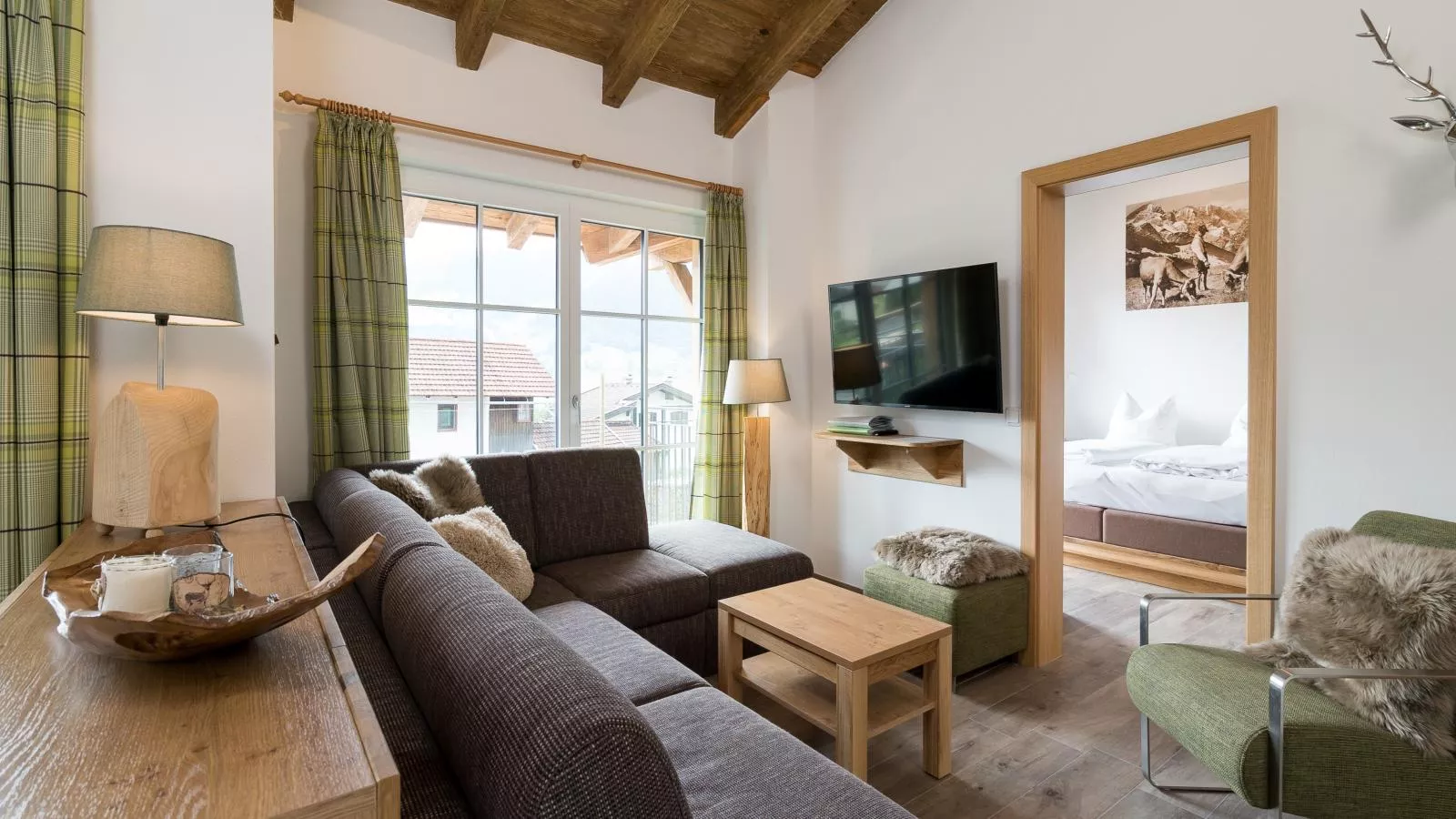 Luxury Tauern Suite Walchen Kaprun 4-Living room