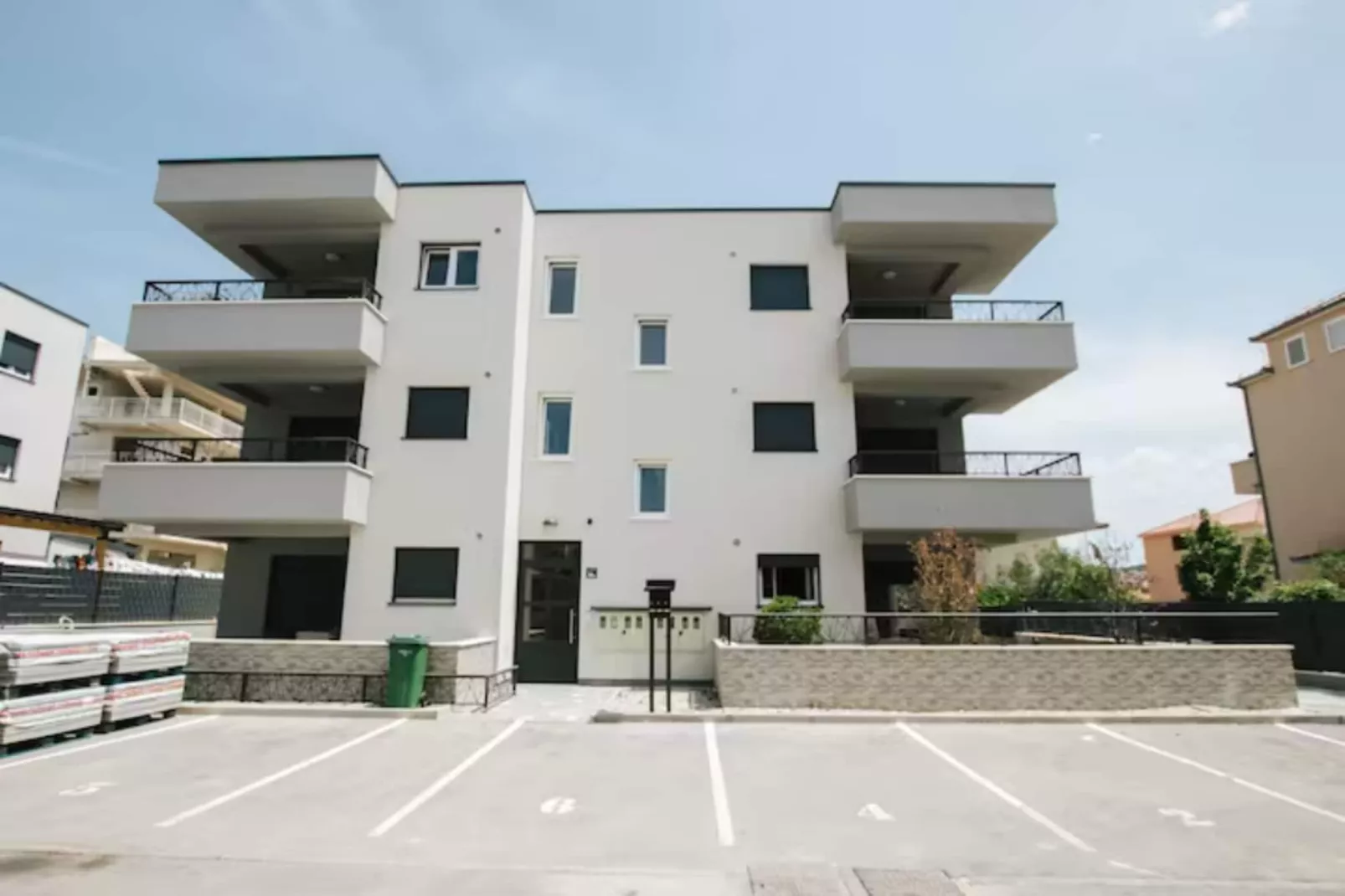 Spacious Luxury Trogir Apartments - Standard Two Bedroom Apartment (Nora) - Outdoor