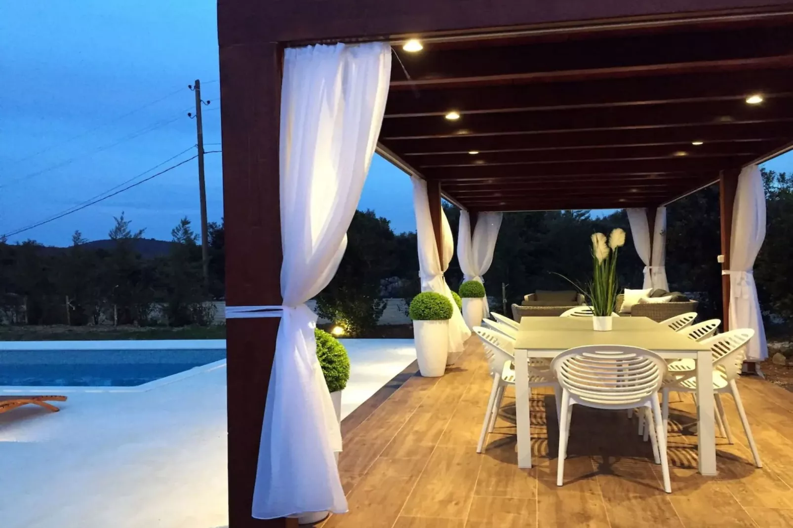Four Bedroom Villa - Indoor