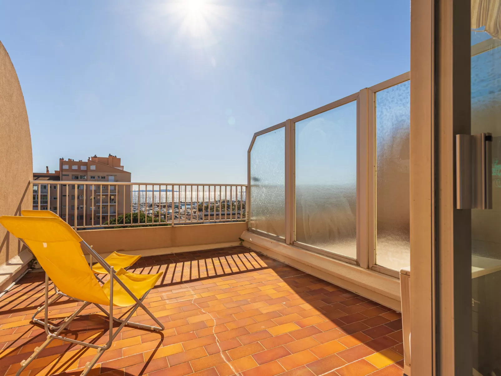 Port de La Gavine - Draußen