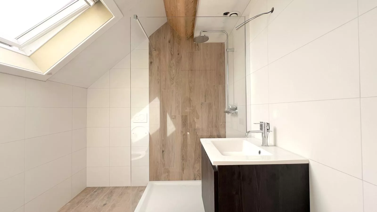 Lindehoeve-Bathroom