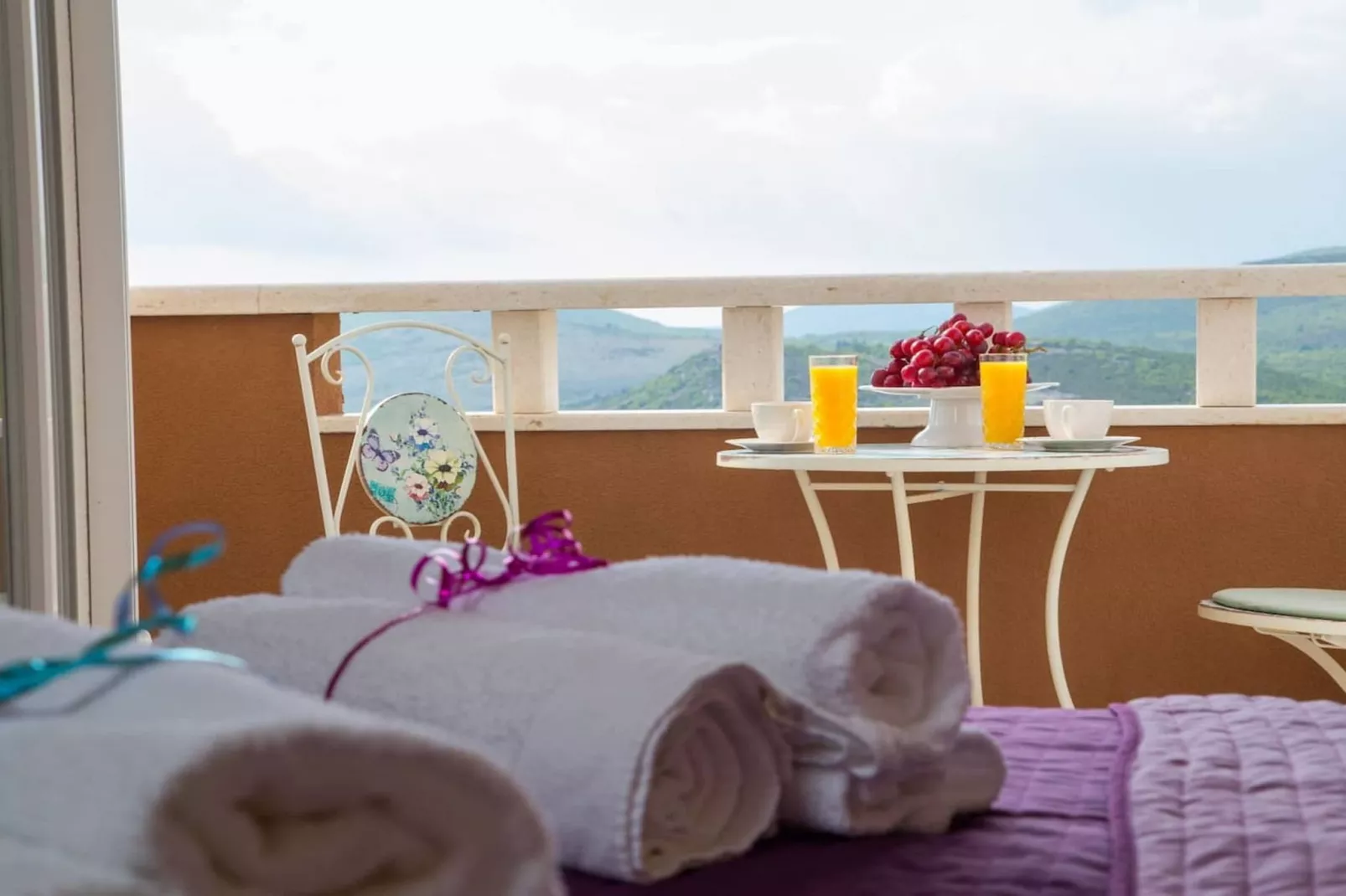 Peaceful Escape with Mountain Views, Heated Pool and Modern Amenities in Radošić - Four Bedroom Villa