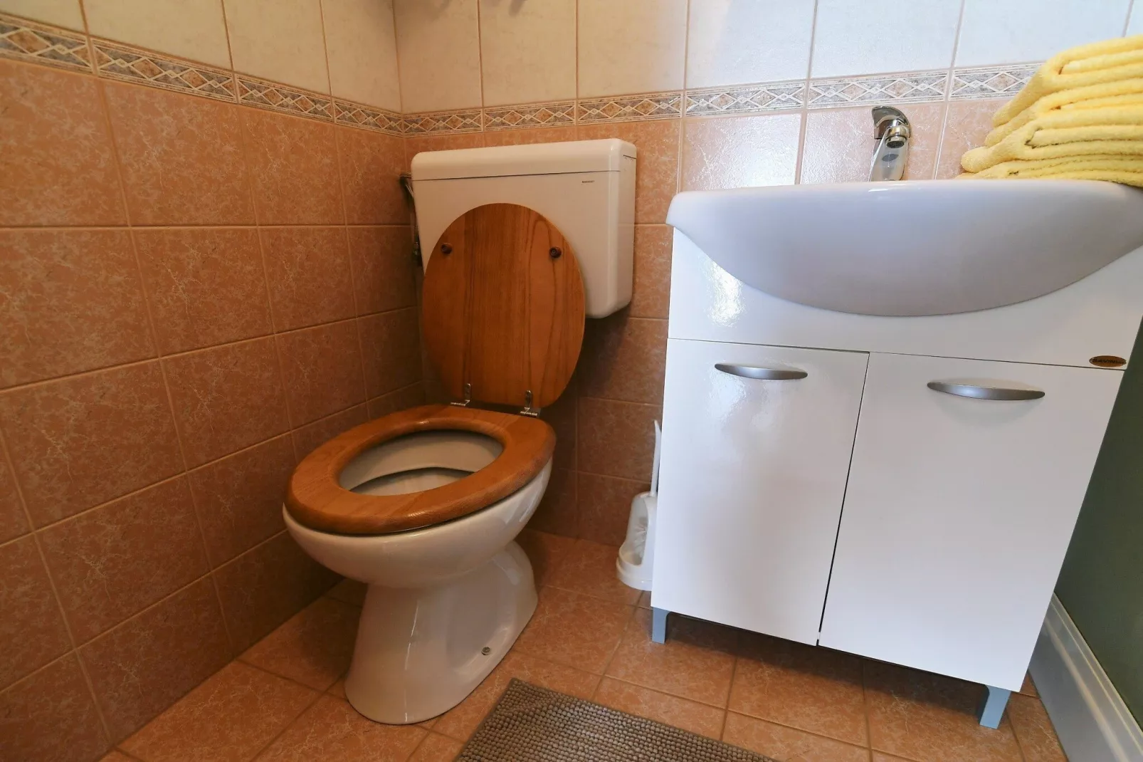 Charming Holiday Home with Terrace and Garden - One Bedroom Holiday Home - Salle de bain
