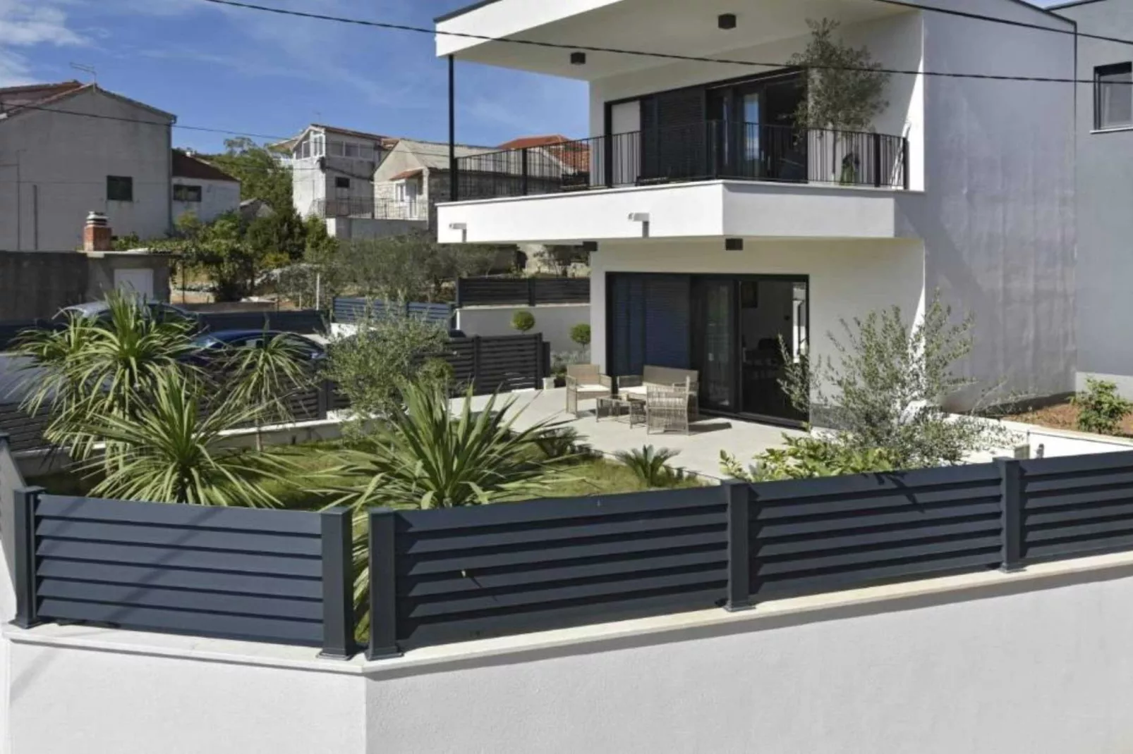 Luxury Slatine Apartments with Terrace and Garden - Two Bedroom Apartment with Terrace - Outdoor