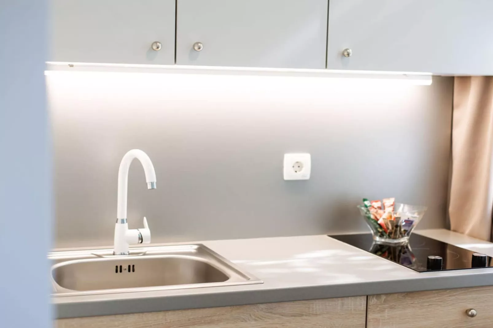 Stylish Apartments with Osijek Near Top Attractions - Standard Studio Apartment  - Maks 3 - Cuisine