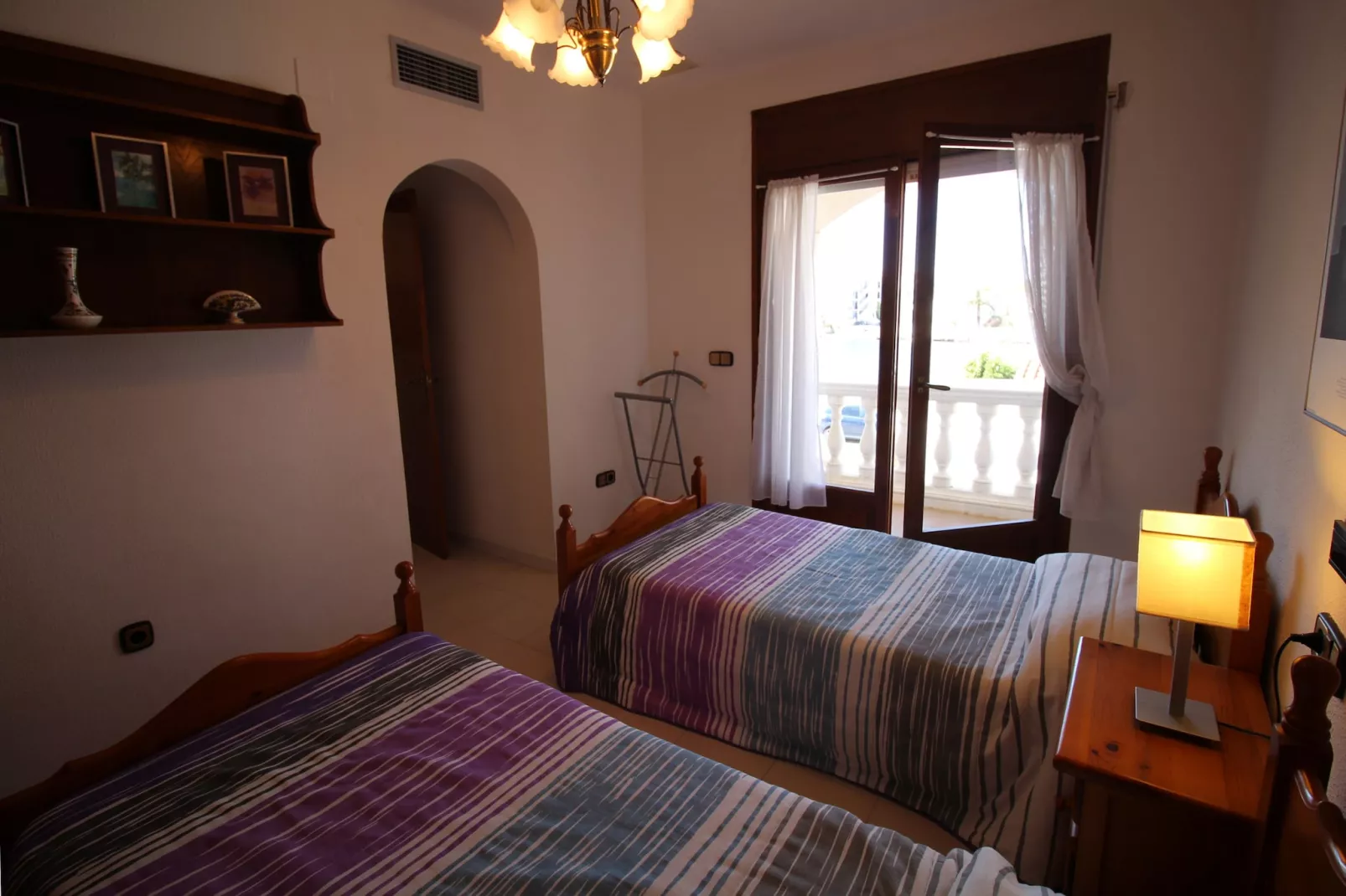 0191-SANT MAURICI 182 - Bedroom