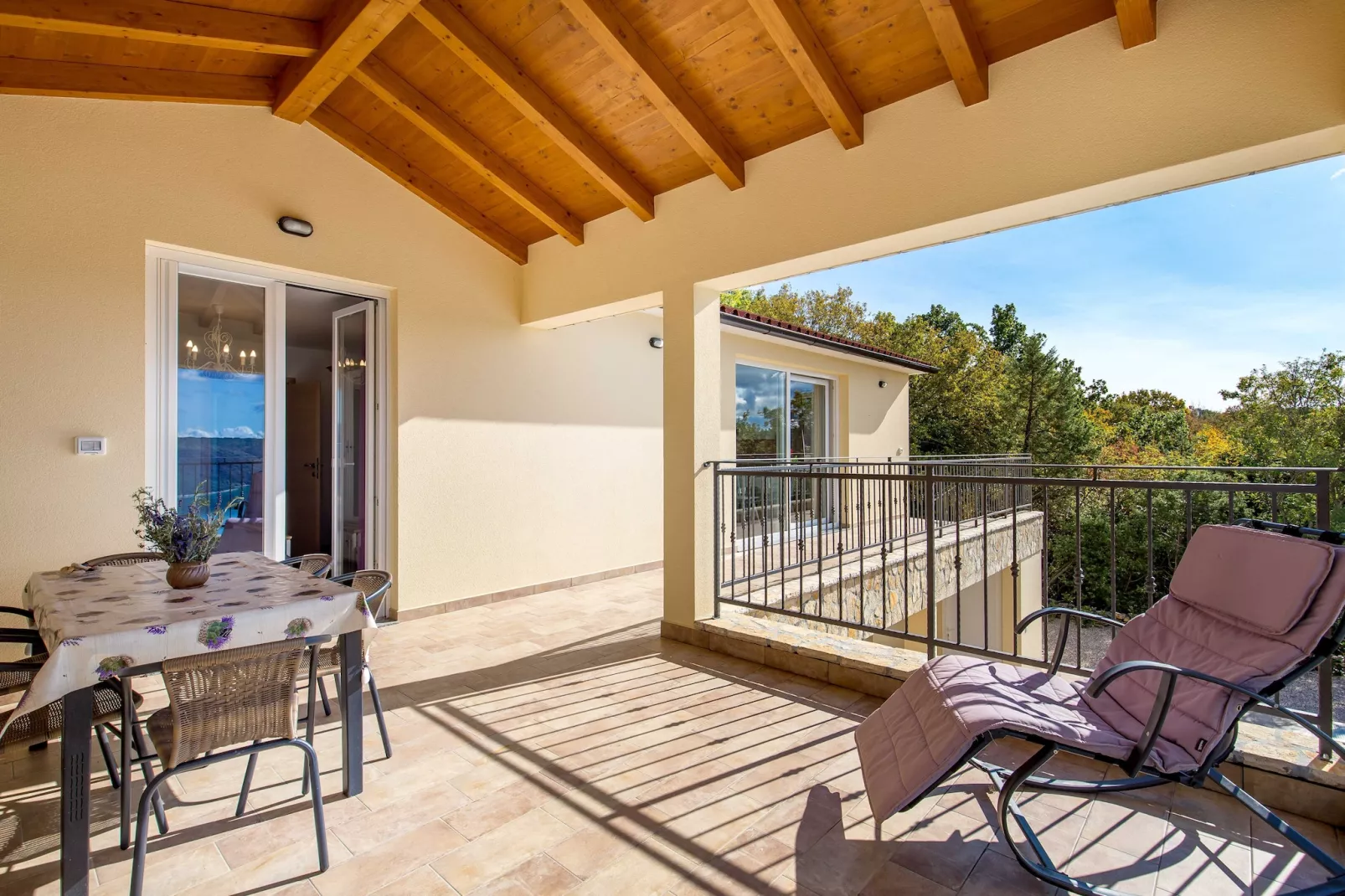 Wonderful Labin Villa with Private Pool and Sea Views - Three Bedroom - Terrasse/Balkon