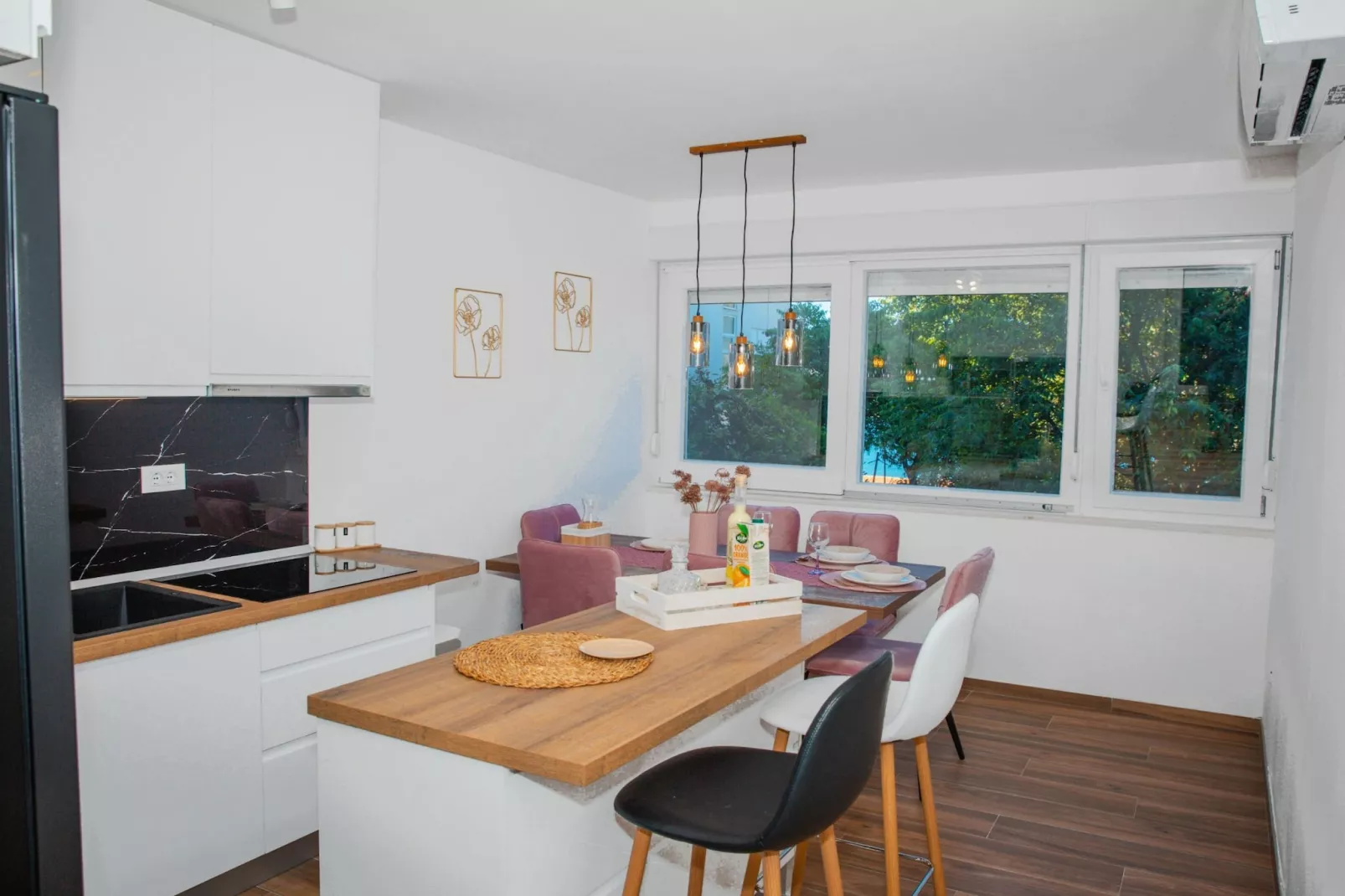 Apartment Matko - Two Bedrom Apartment with Beach View - Esszimmer