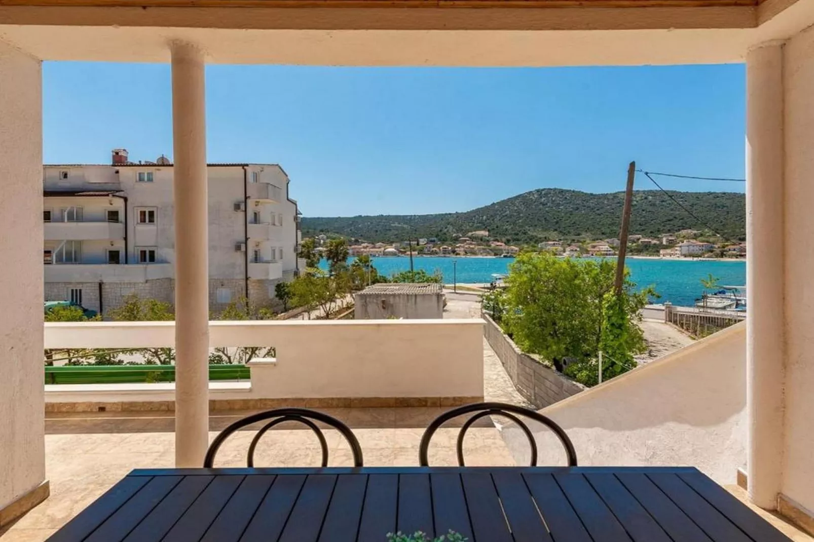Three Bedroom Holiday Home - Indoor