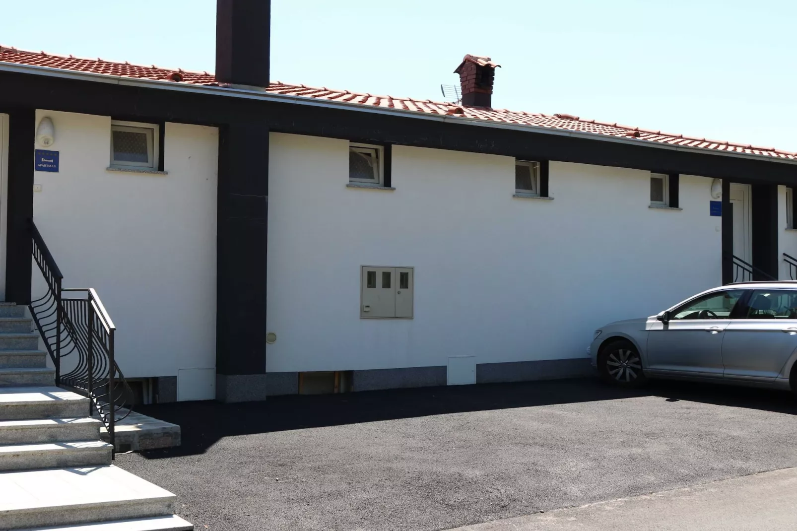 Luxury Lovran Apartments with Swimming Pool - Standard One Bedroom Apartment - Outdoor