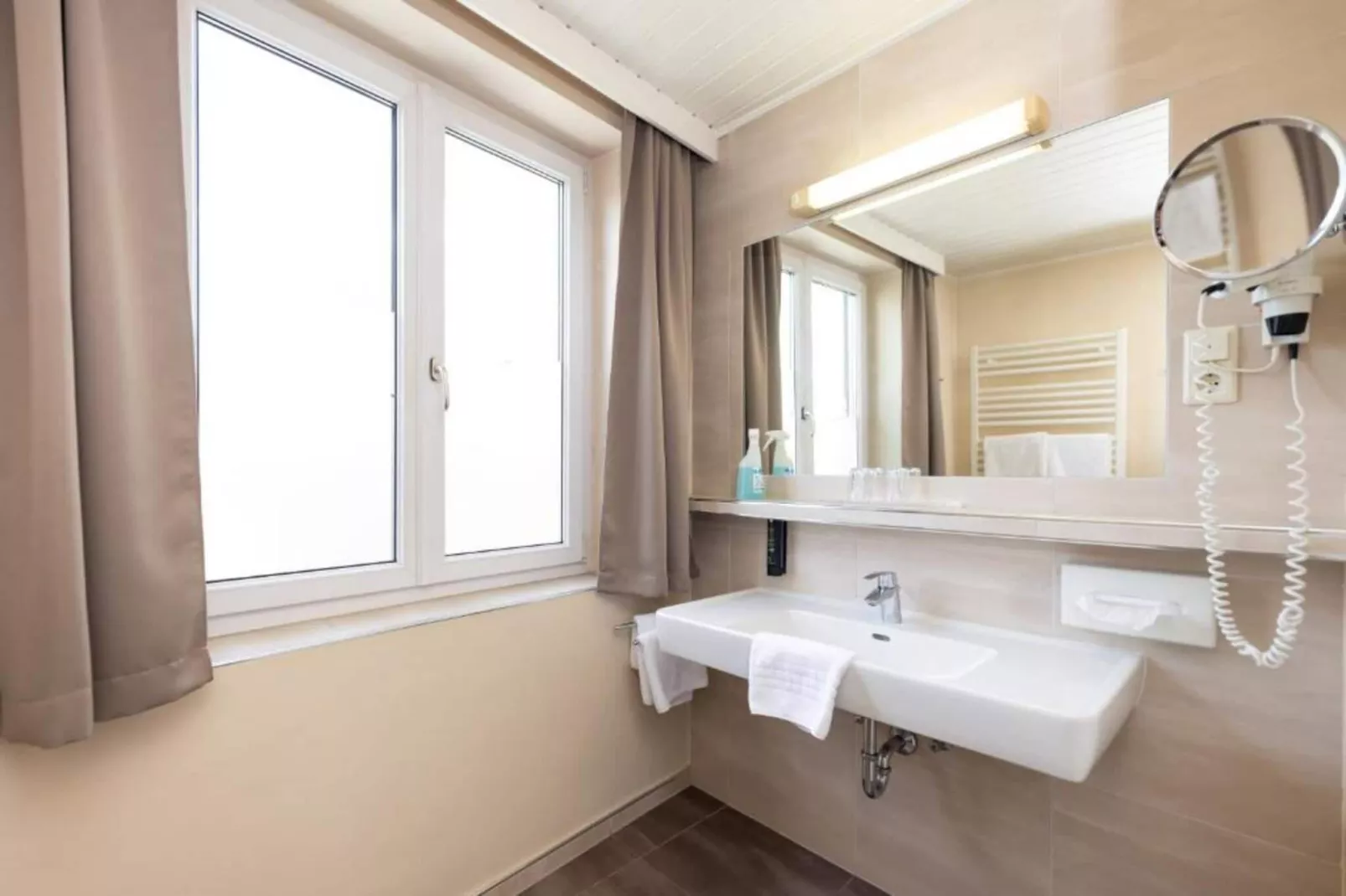Hotel Landliebe - Double Room with Balcony - Salle de bain