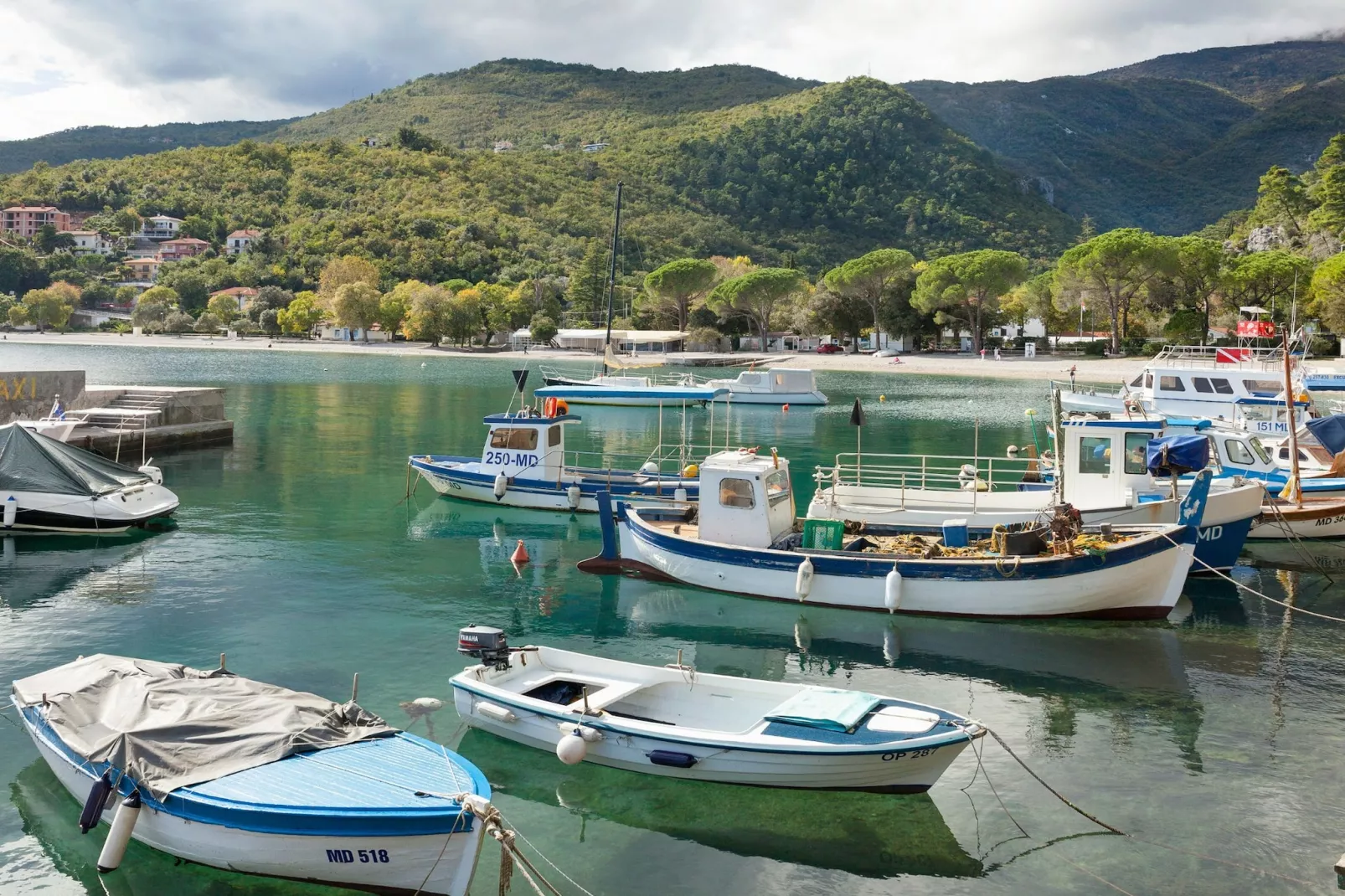 Splendid Beachfront Medveja Apartments - Deluxe Two Bedroom Apartment with Terrace and Sea View - Extérieur