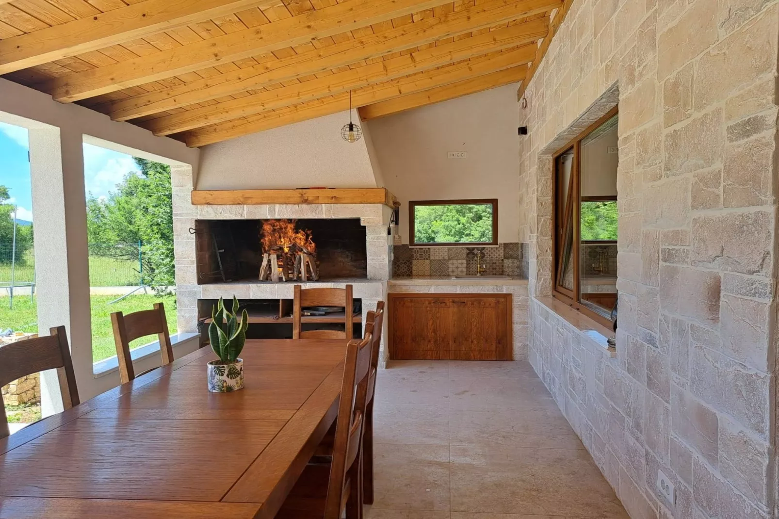 Tranquil Holiday Home with Pool, Garden, and Playground in a Peaceful Countryside Setting - Three Bedroom Holiday Home - Facilities