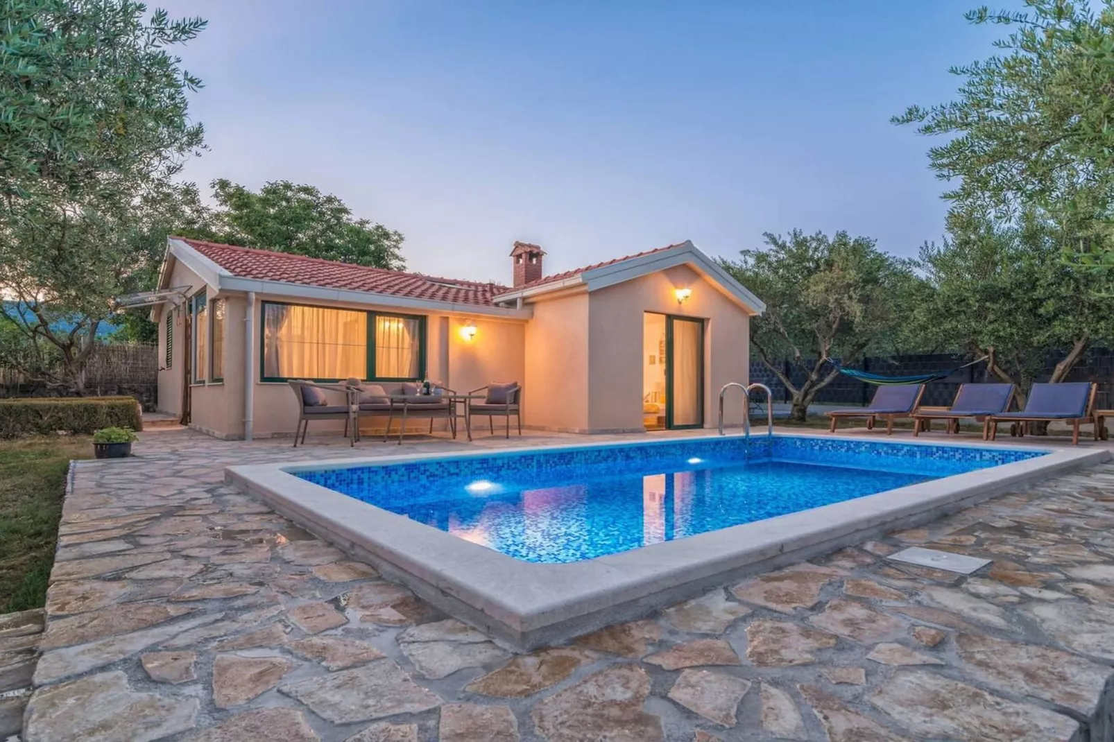 Hidden Gem Holiday Home with Pool in Kastel Stafilic - Two Bedroom Holiday Home with Pool - Swimming pool