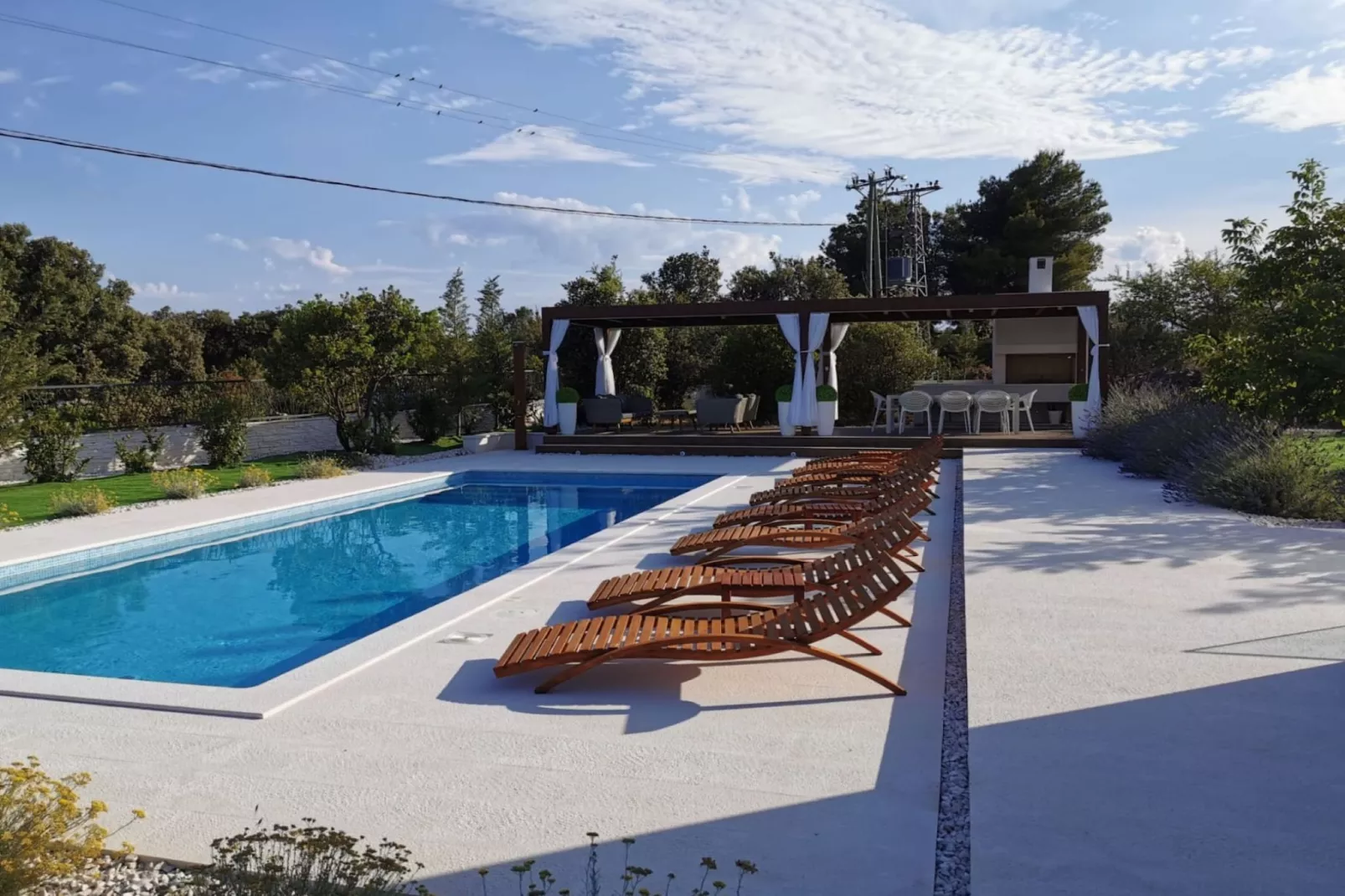 Four Bedroom Villa - Swimming pool